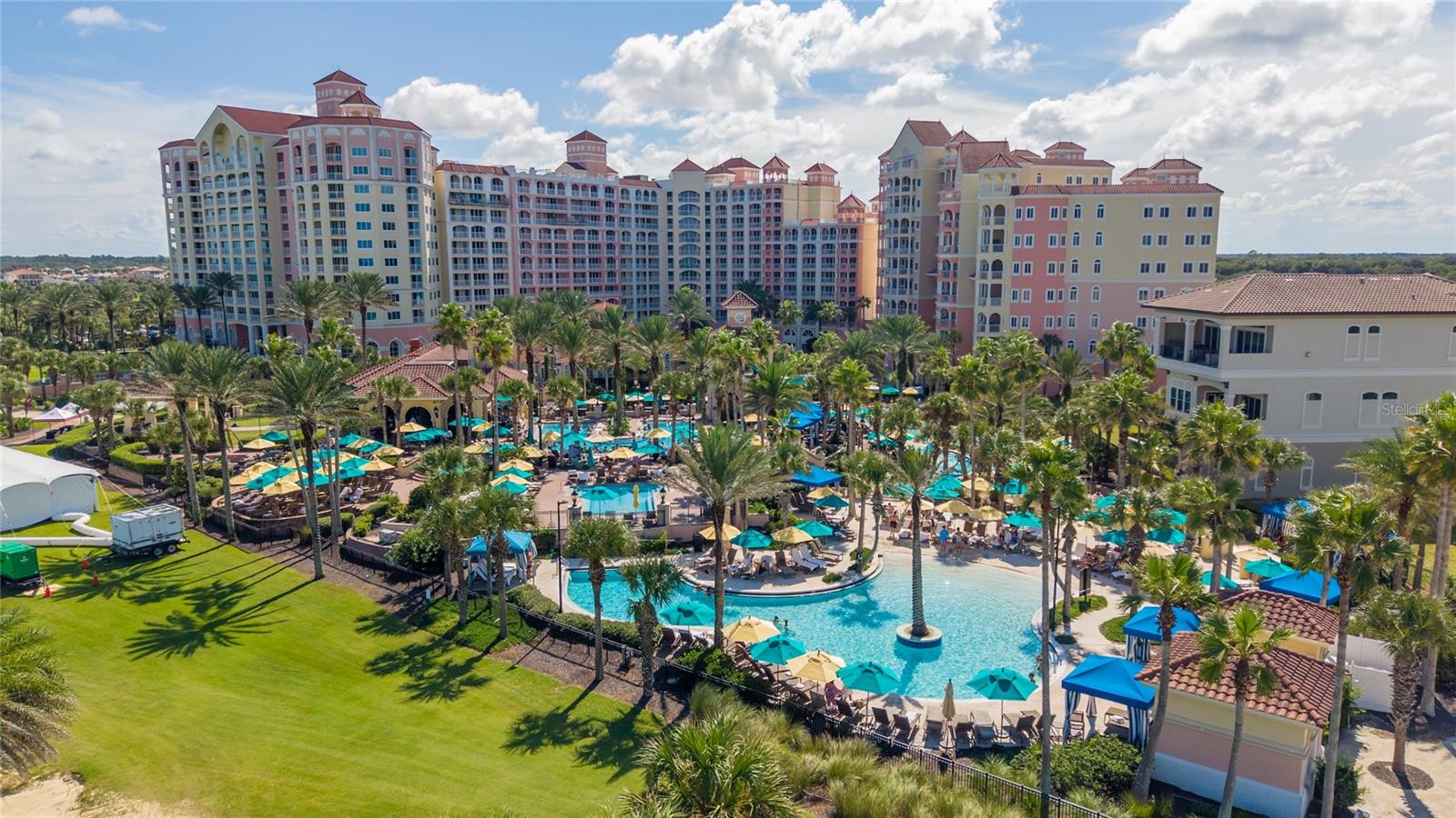 200 OCEAN CREST DR #724