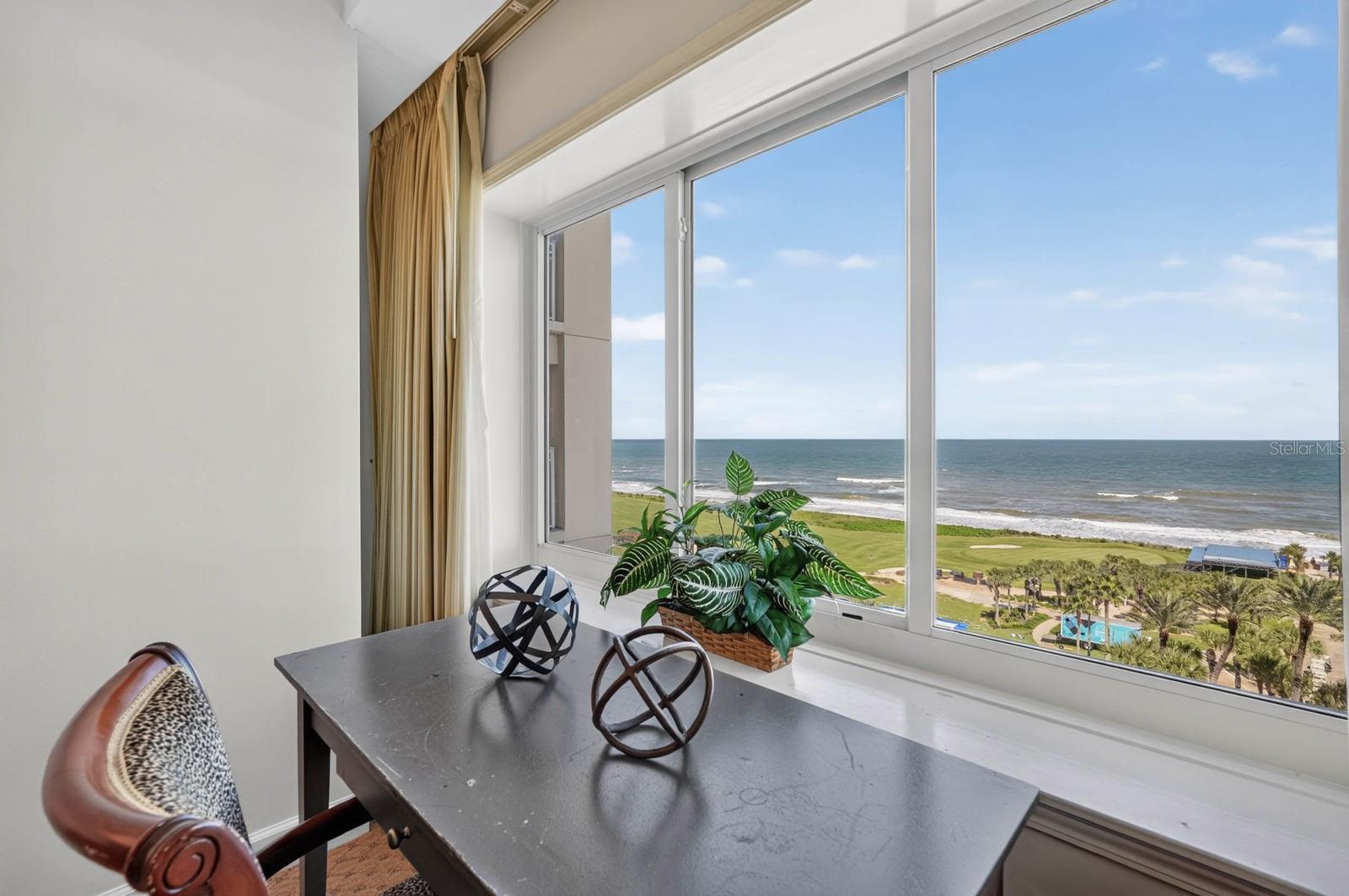 200 OCEAN CREST DR #813