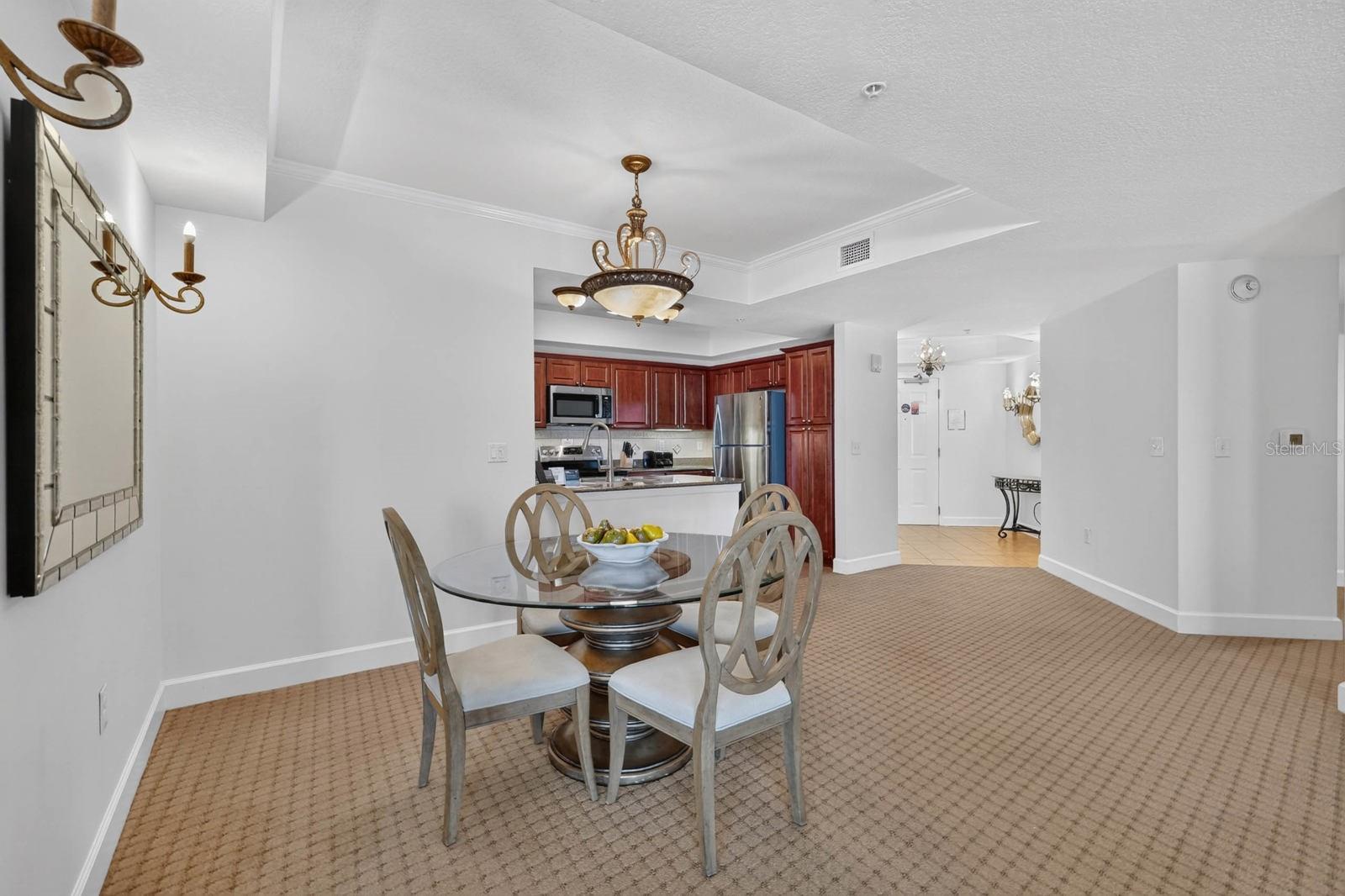 200 OCEAN CREST DR #813