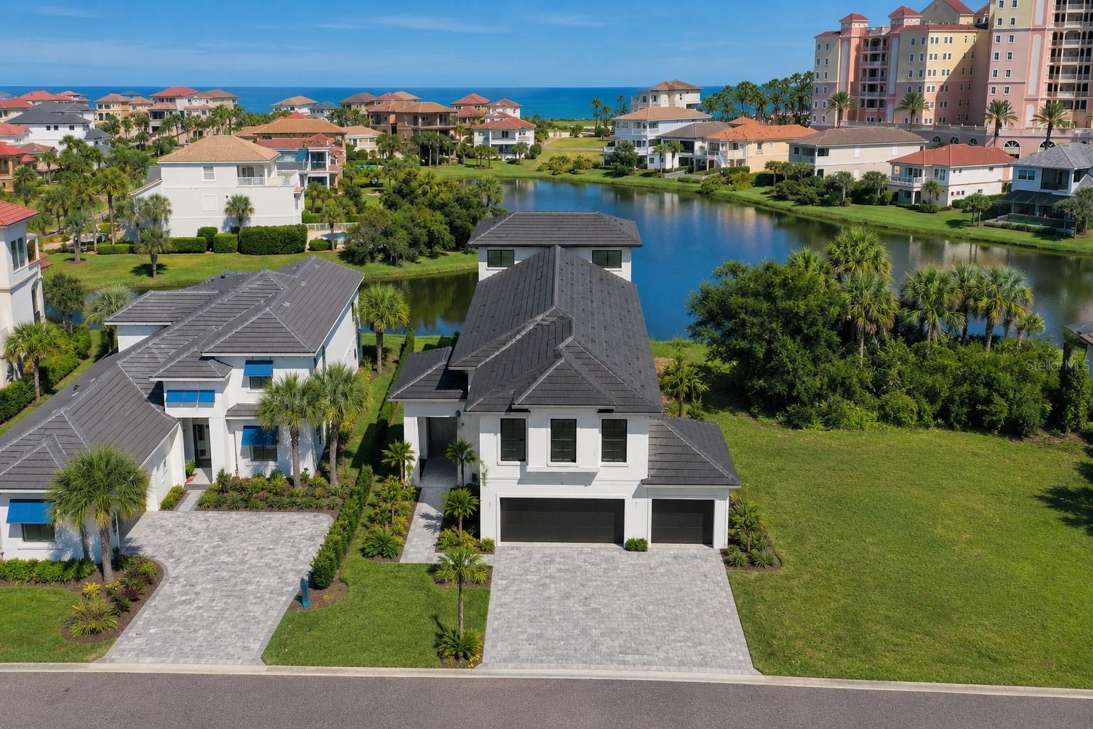22 NORTHSHORE DR