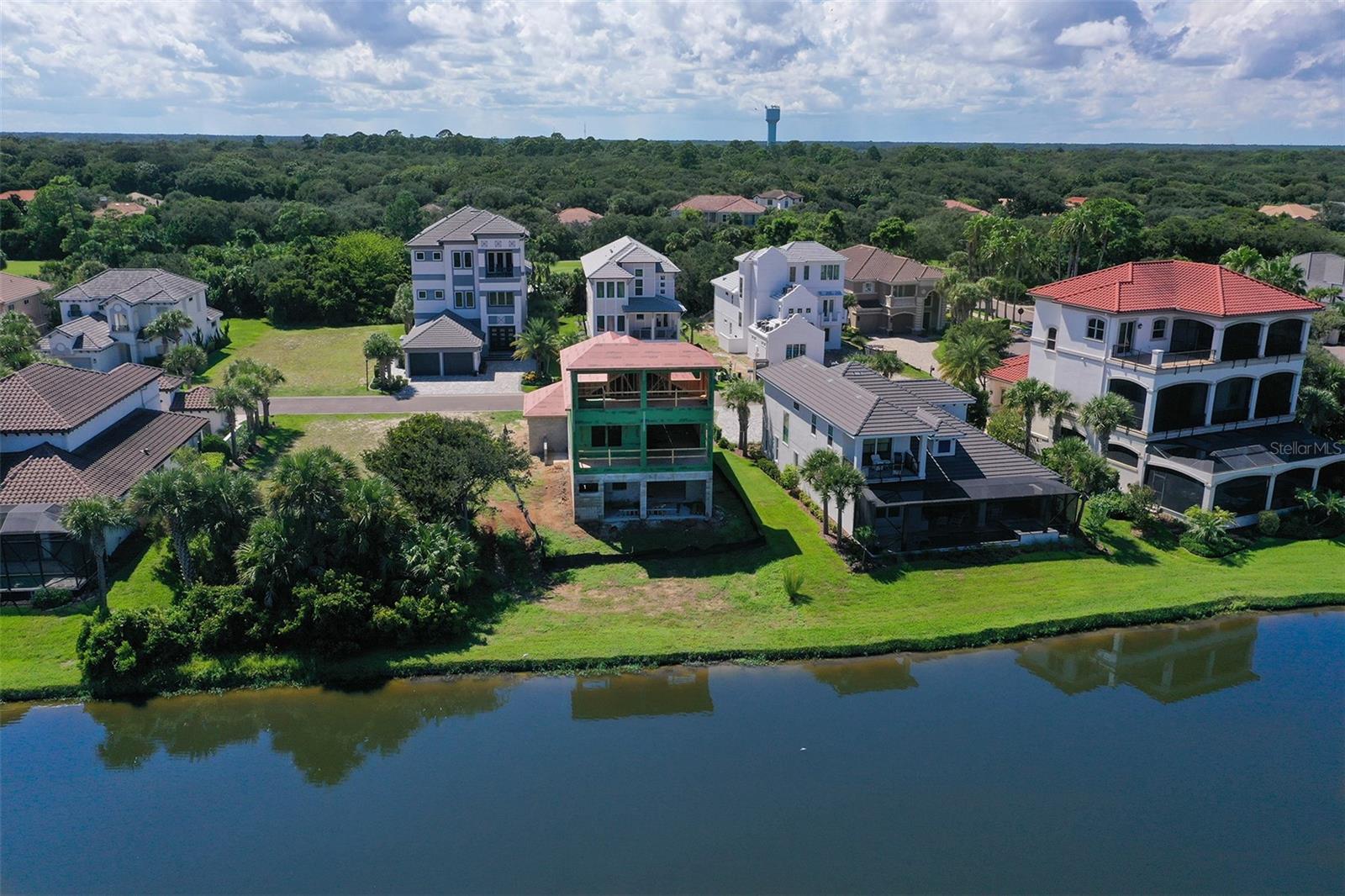 22 NORTHSHORE DR