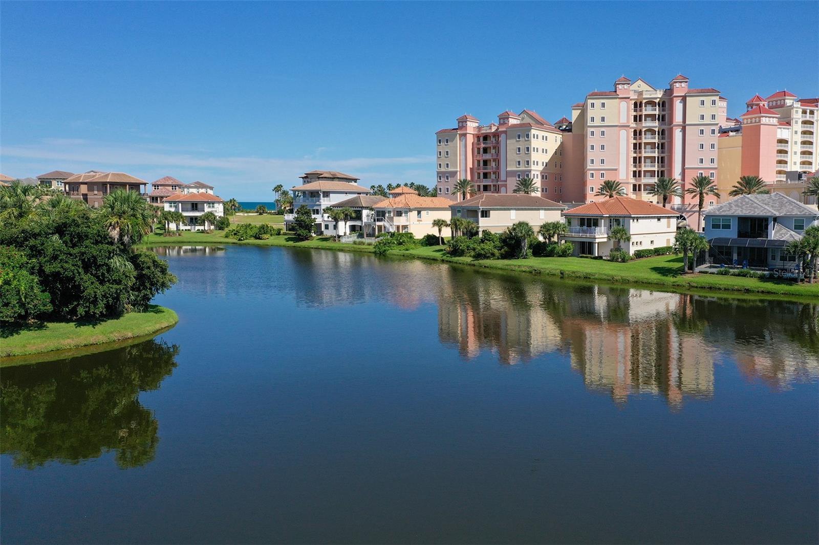 22 NORTHSHORE DR
