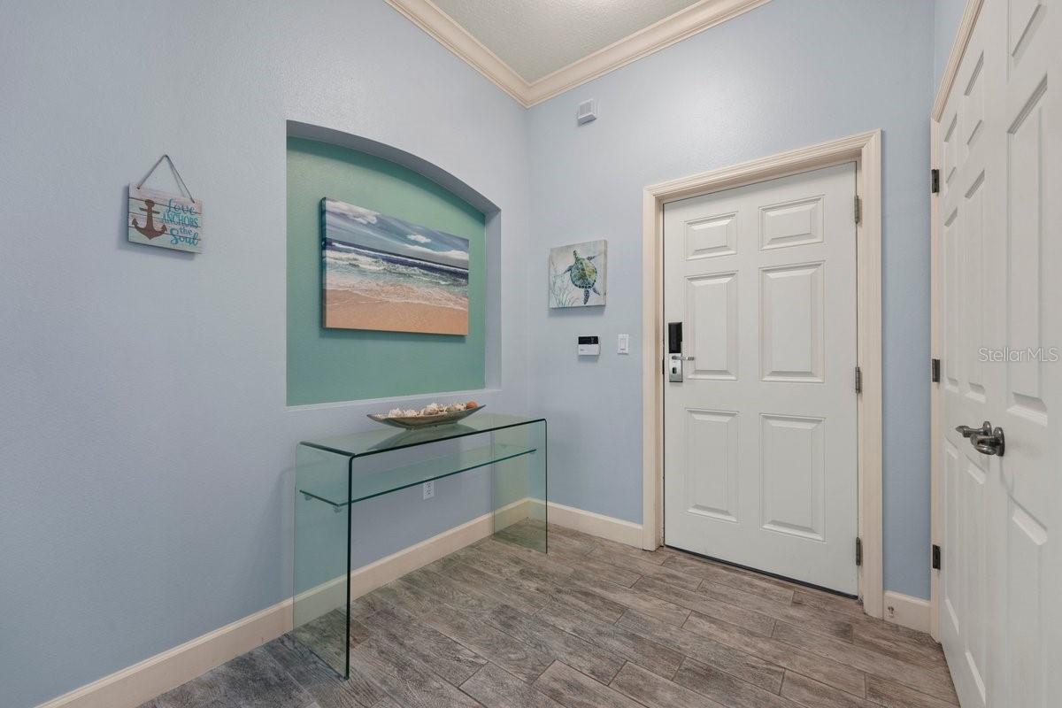 55 OCEAN CREST WAY #911