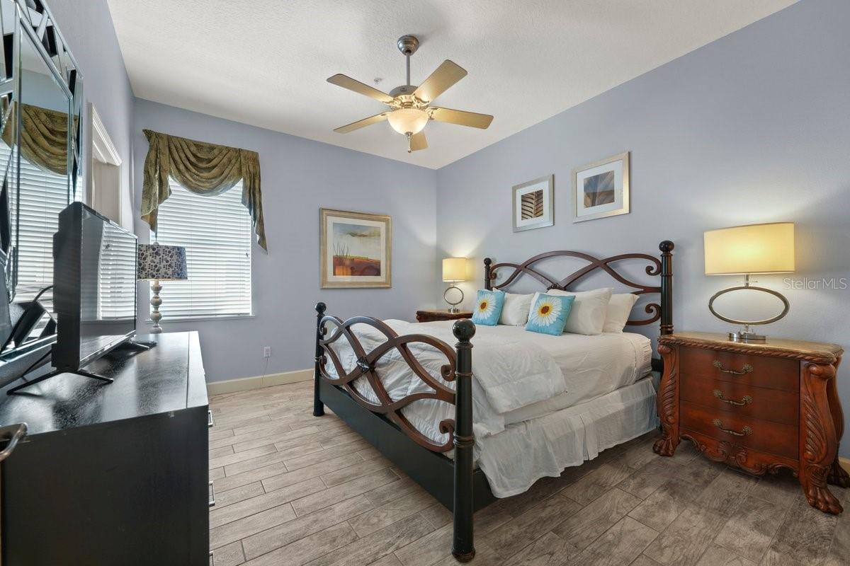 55 OCEAN CREST WAY #911