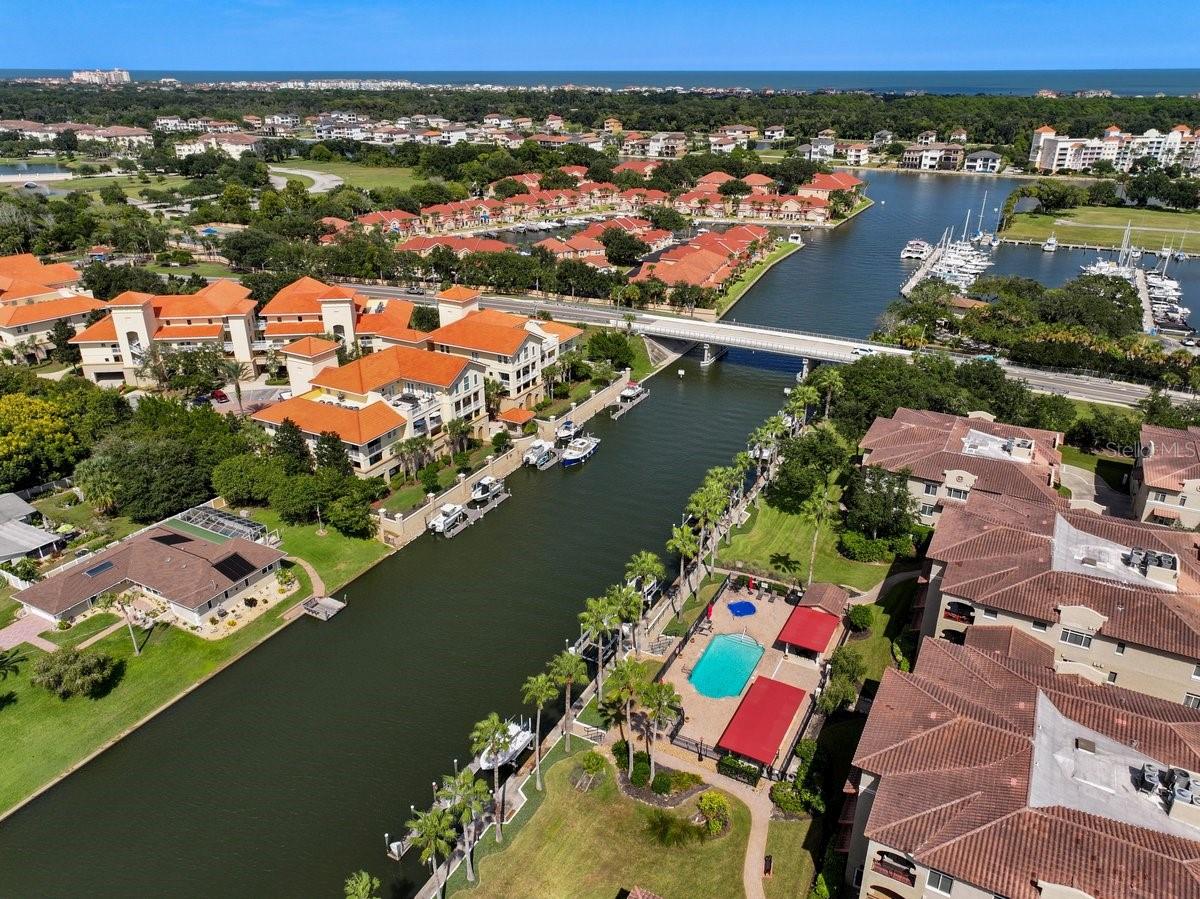 114 CLUB HOUSE DR #305