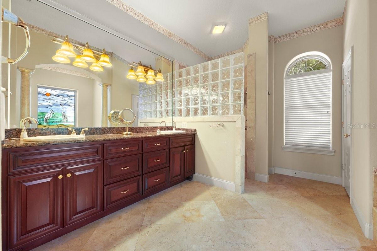 56 OAK VIEW CIR W