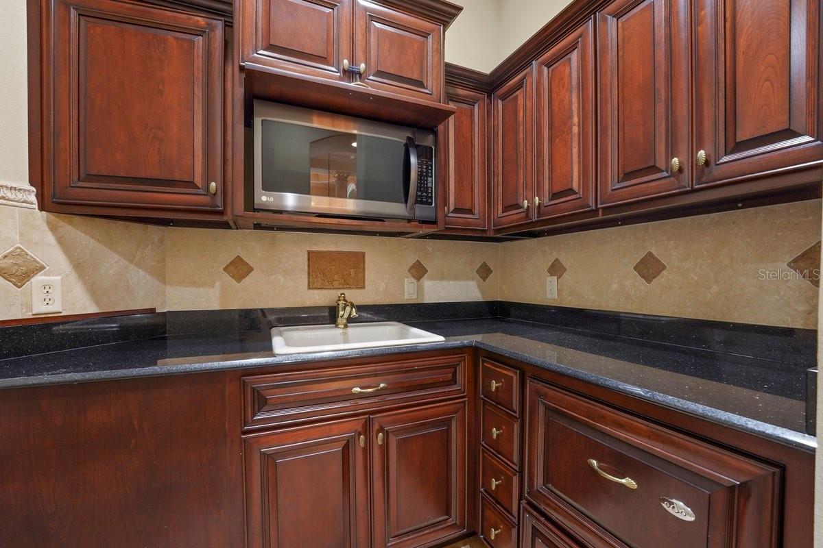 56 OAK VIEW CIR W