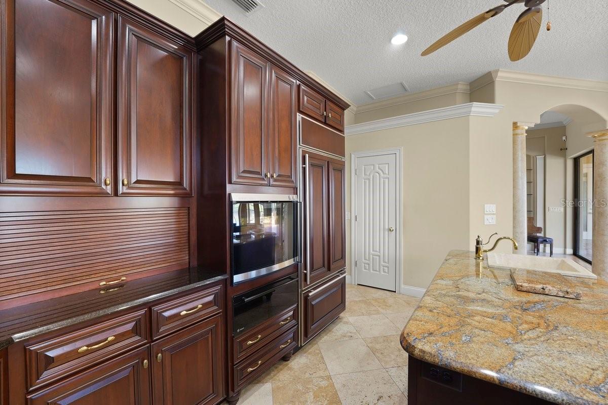56 OAK VIEW CIR W