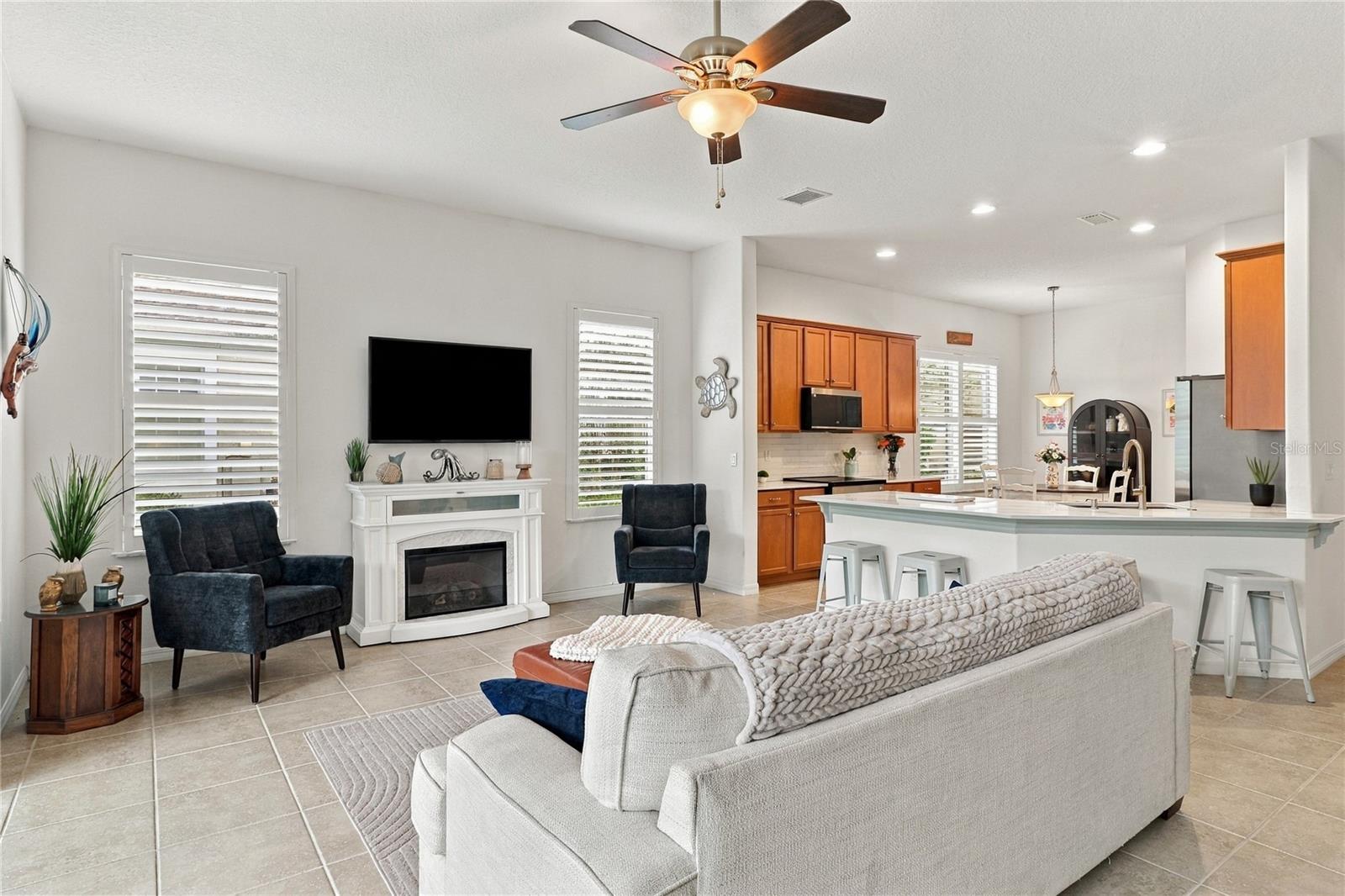1 SAILFISH DR