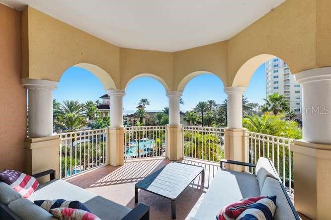 200 OCEAN CREST DR #256