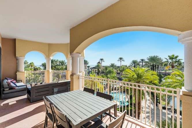 200 OCEAN CREST DR #256