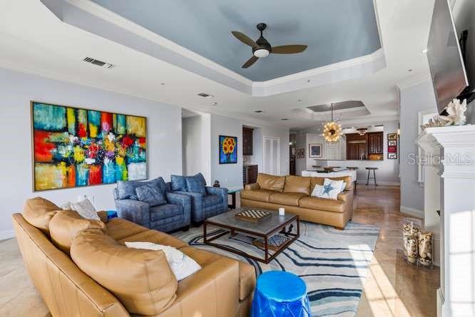 200 OCEAN CREST DR #256