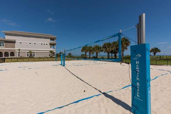 200 OCEAN CREST DR #256