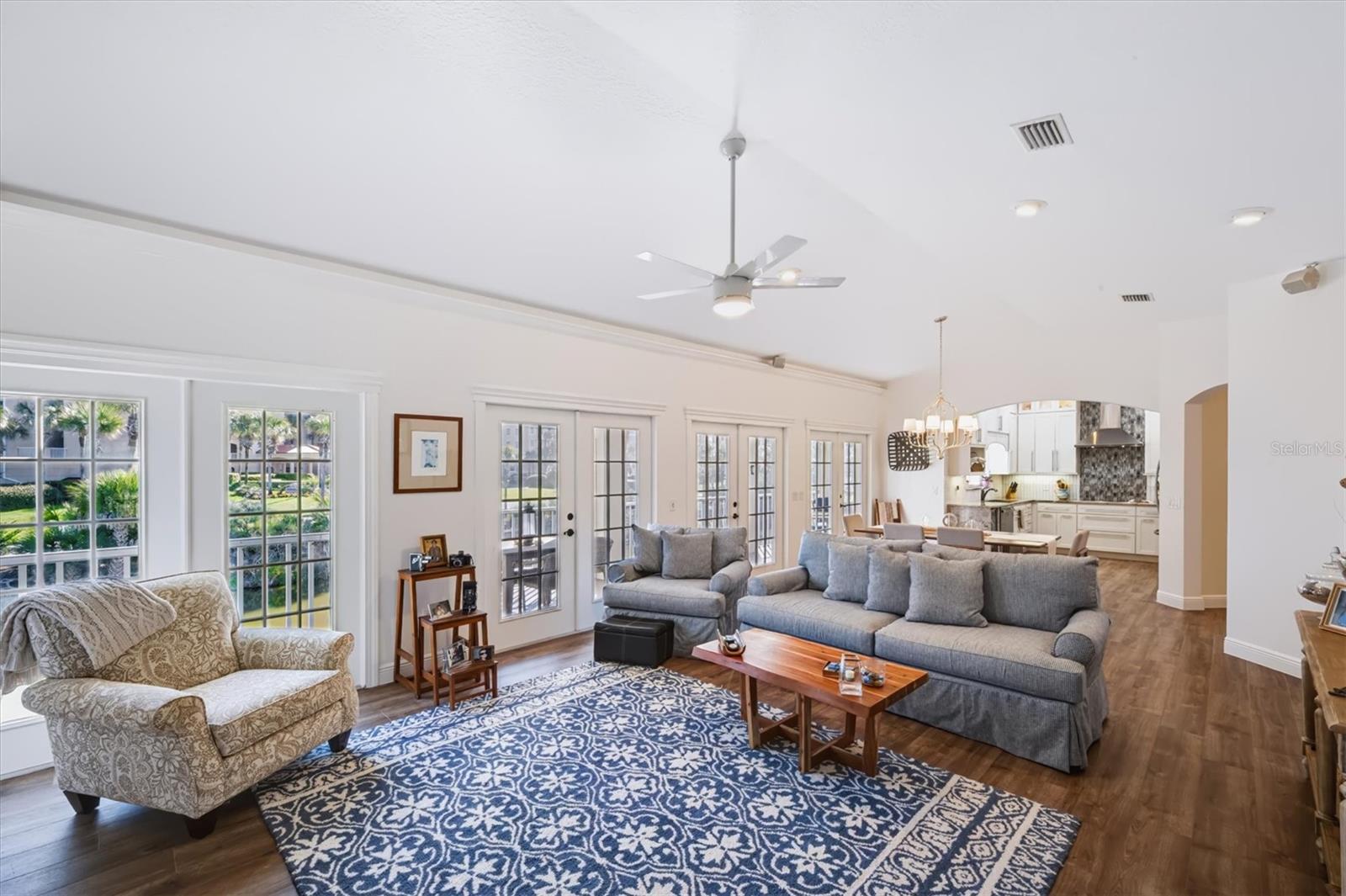 13 VISCAYA LN #2106
