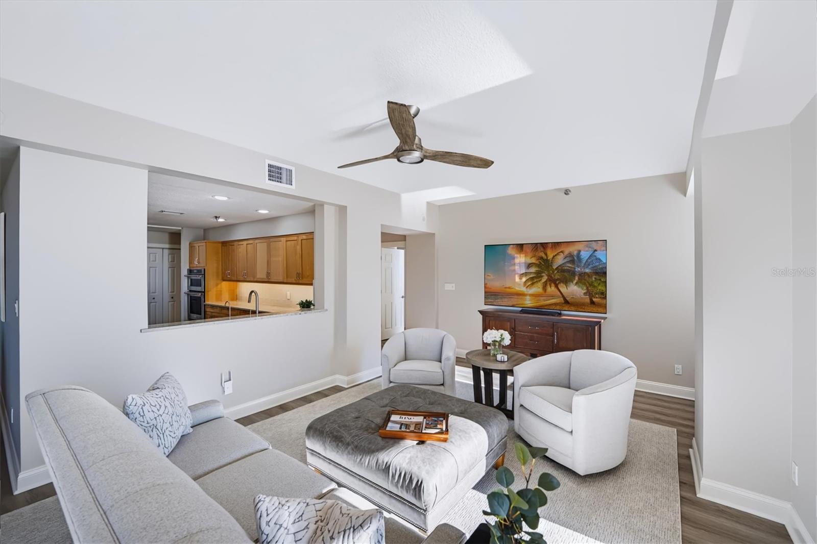 11 AVENUE DE LA MER #1207