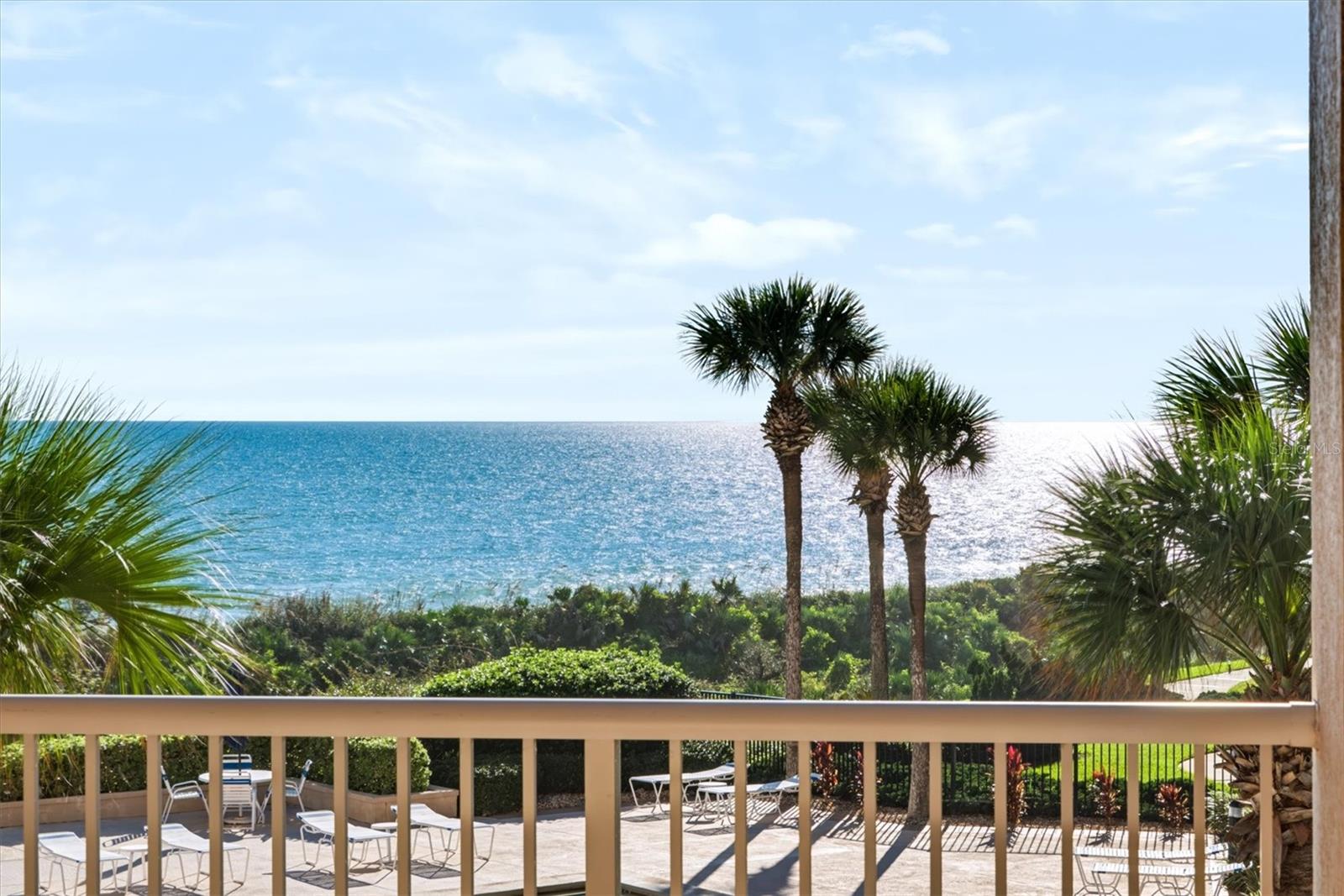 11 AVENUE DE LA MER #1207