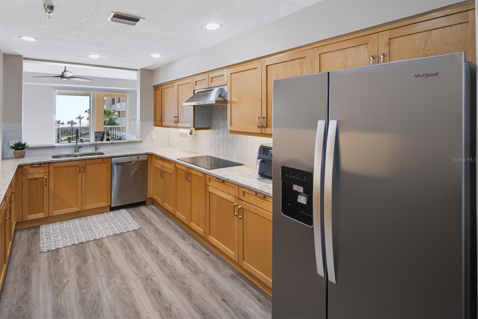11 AVENUE DE LA MER #1207