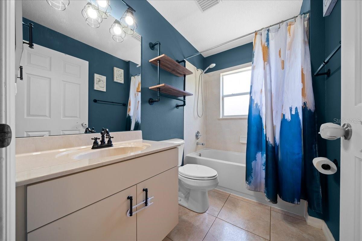5321 SW 115TH LOOP
