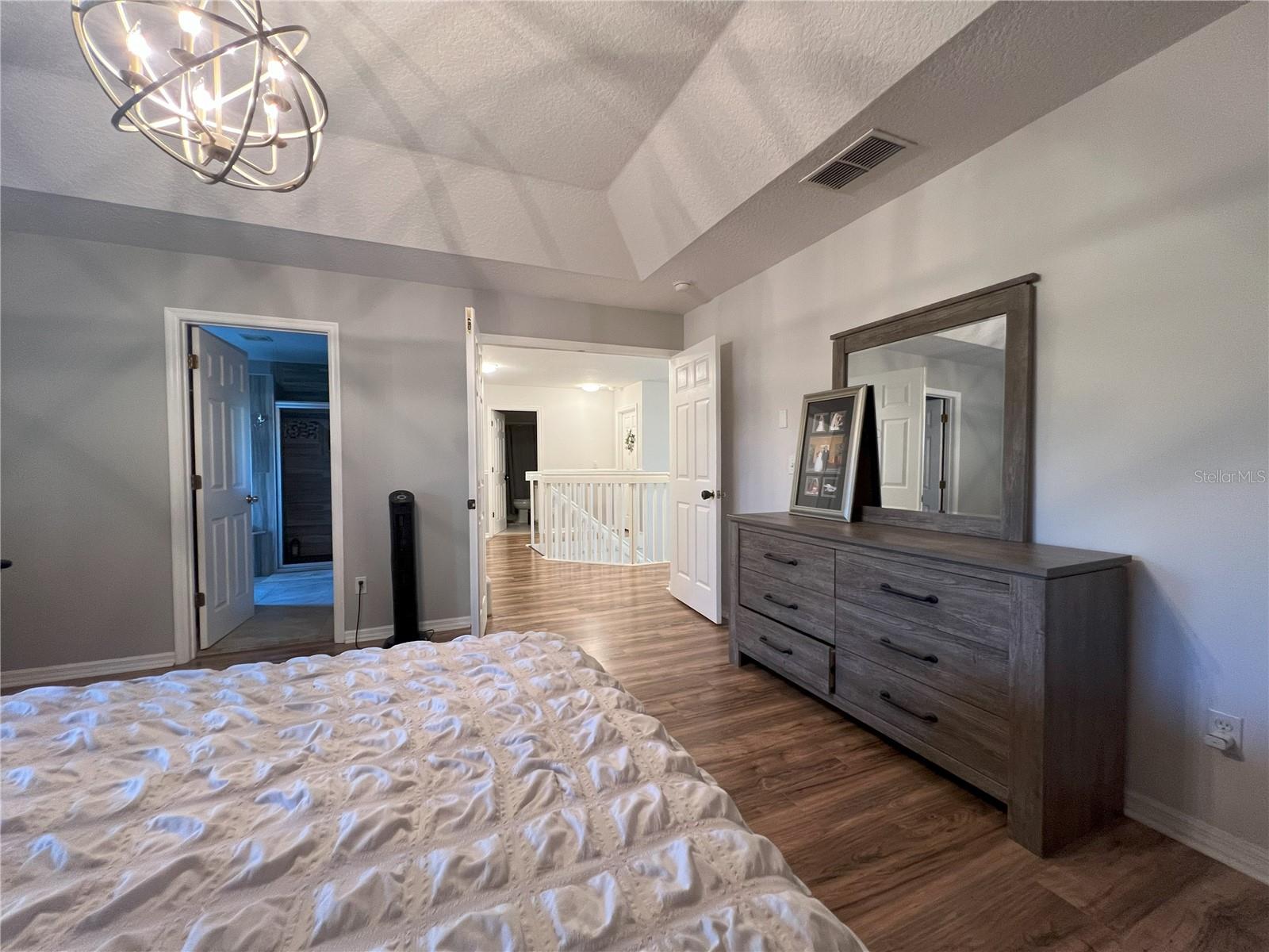 14963 YORKSHIRE RUN DR