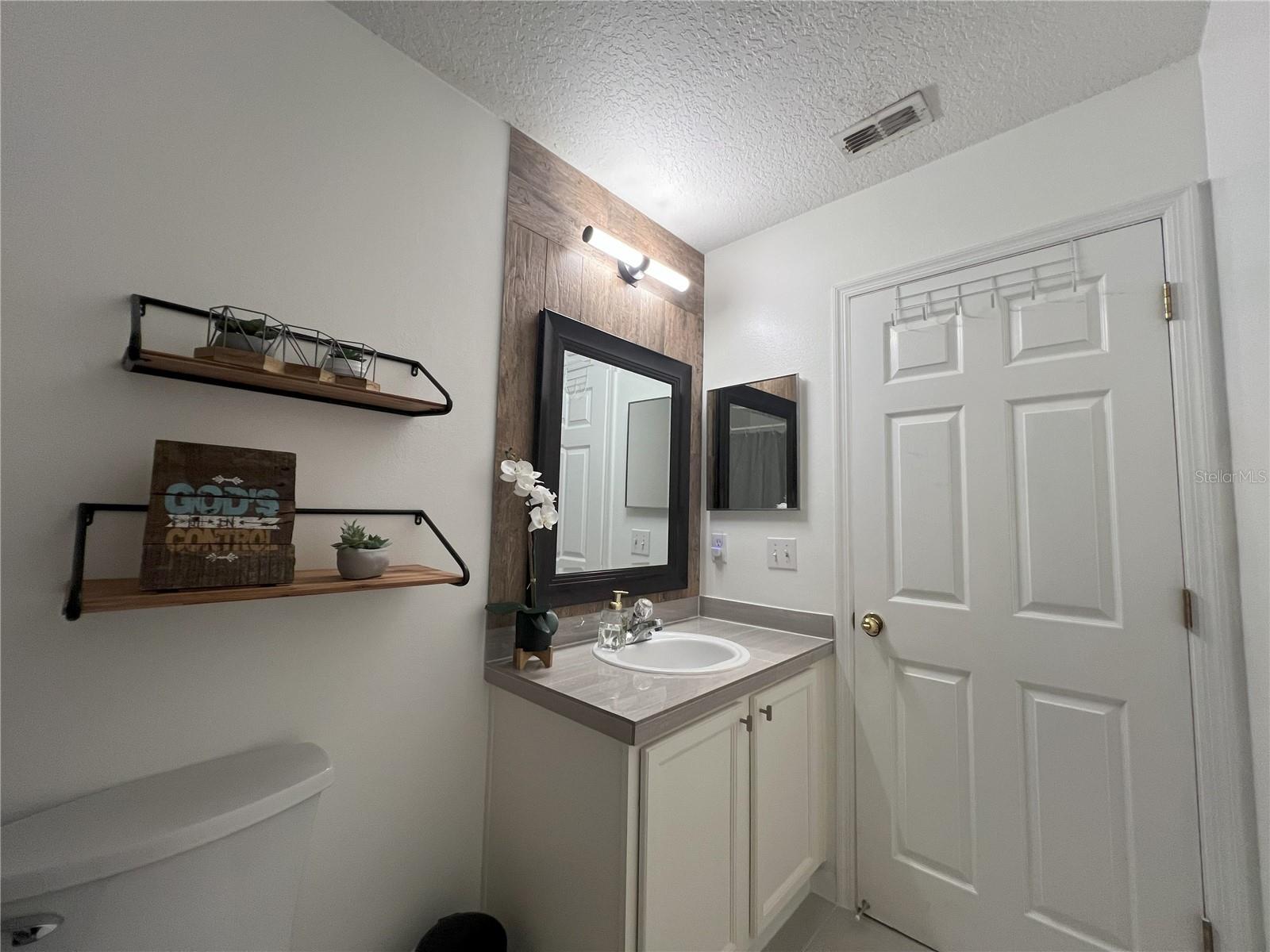 14963 YORKSHIRE RUN DR