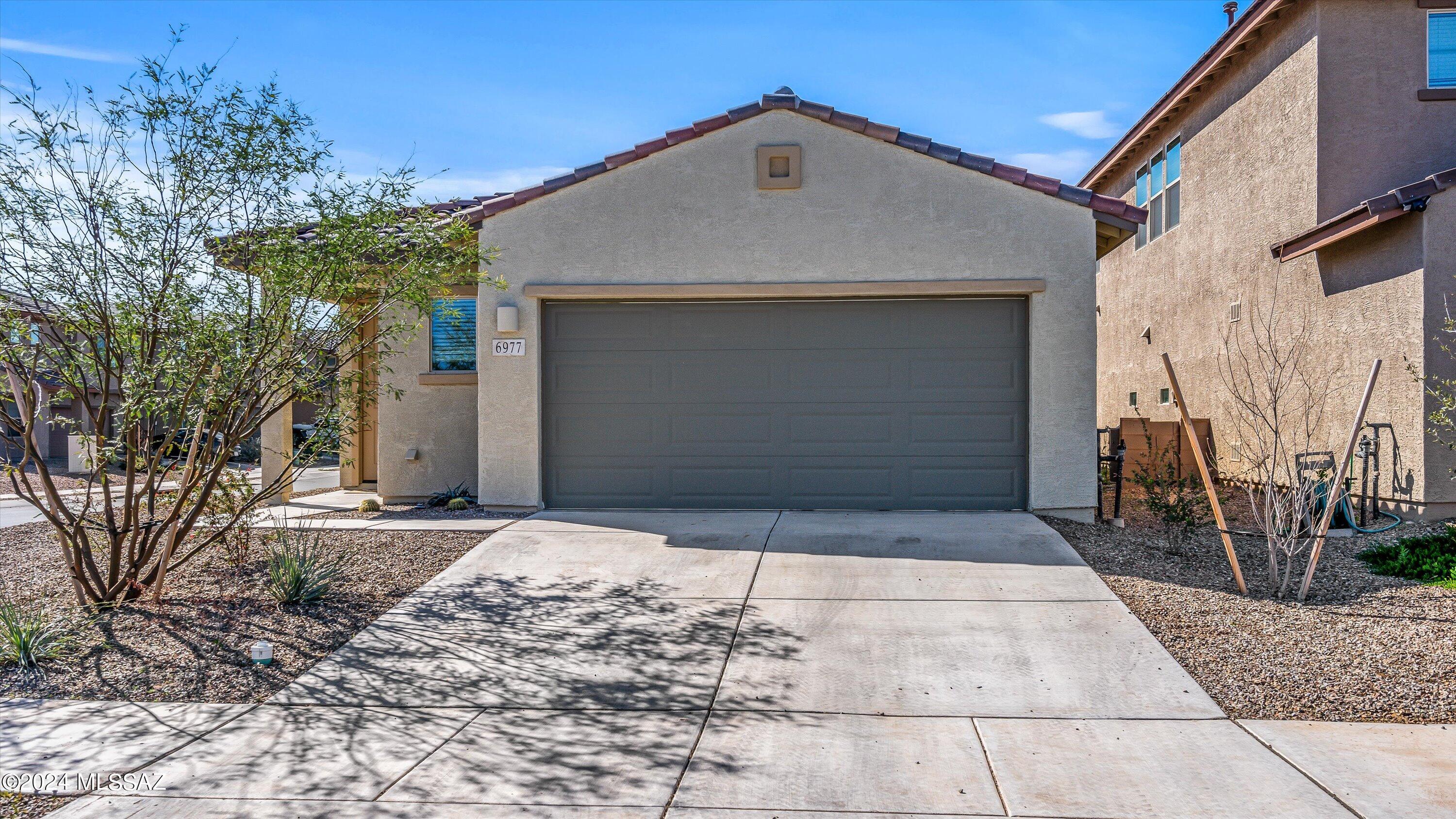6977 W Ferntree Lane