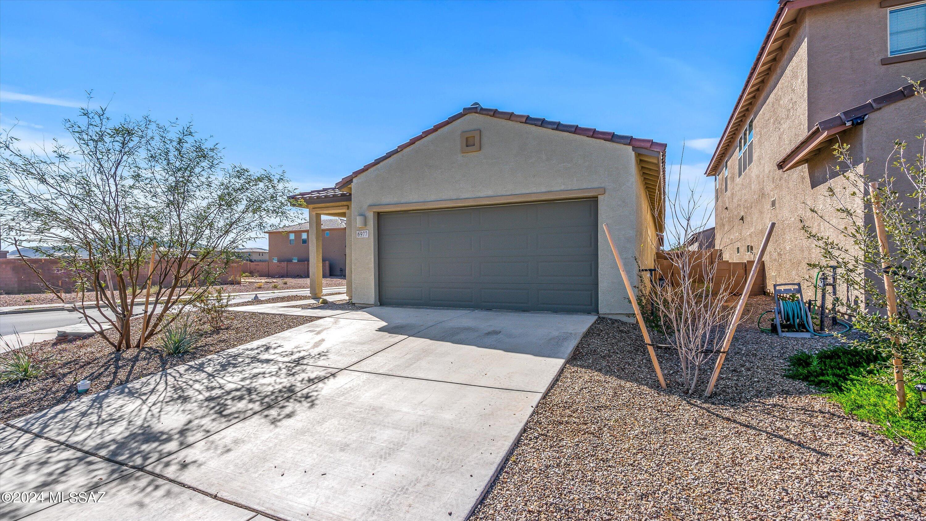 6977 W Ferntree Lane