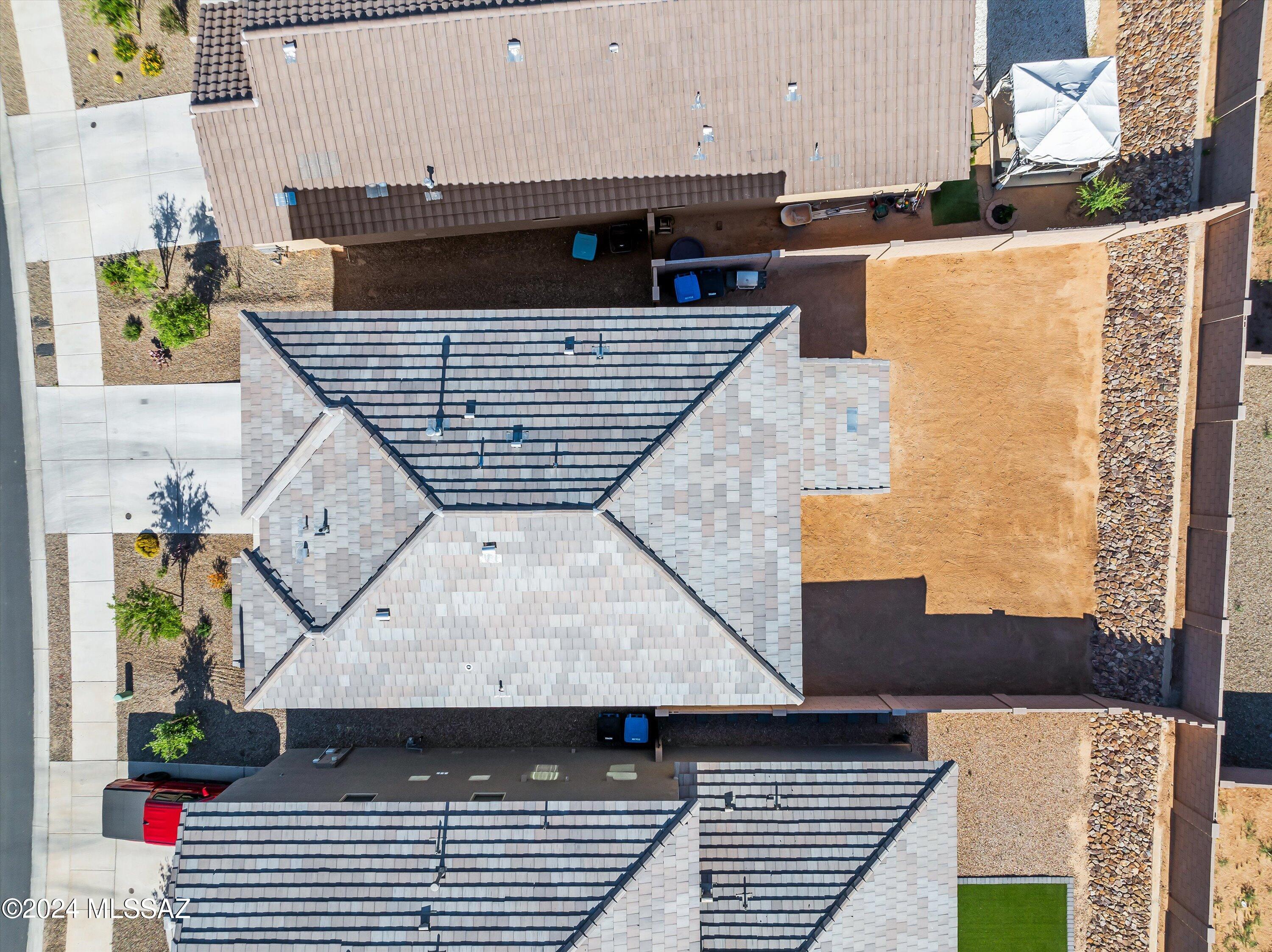 6941 W Hedge Rose Drive