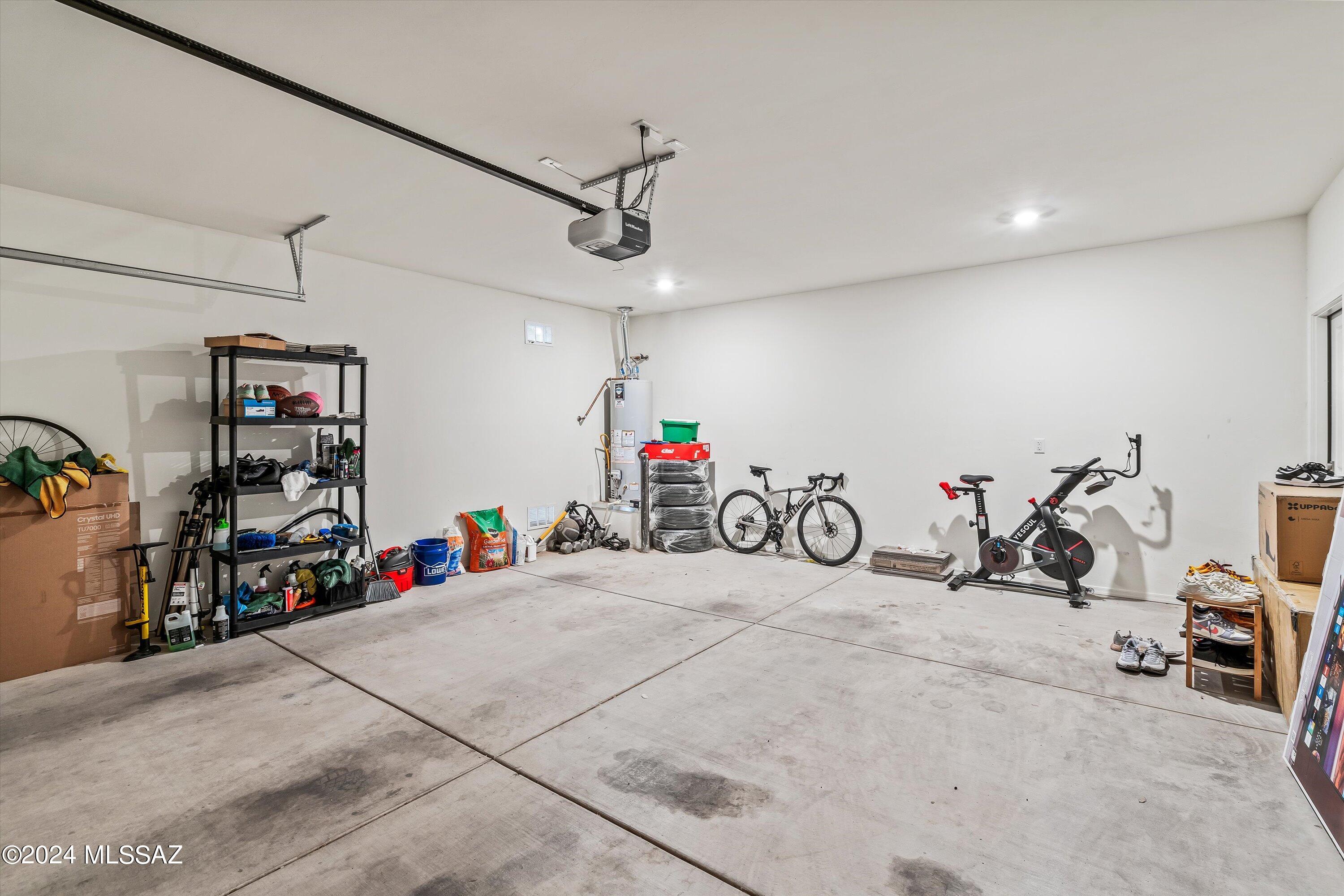 6941 W Hedge Rose Drive