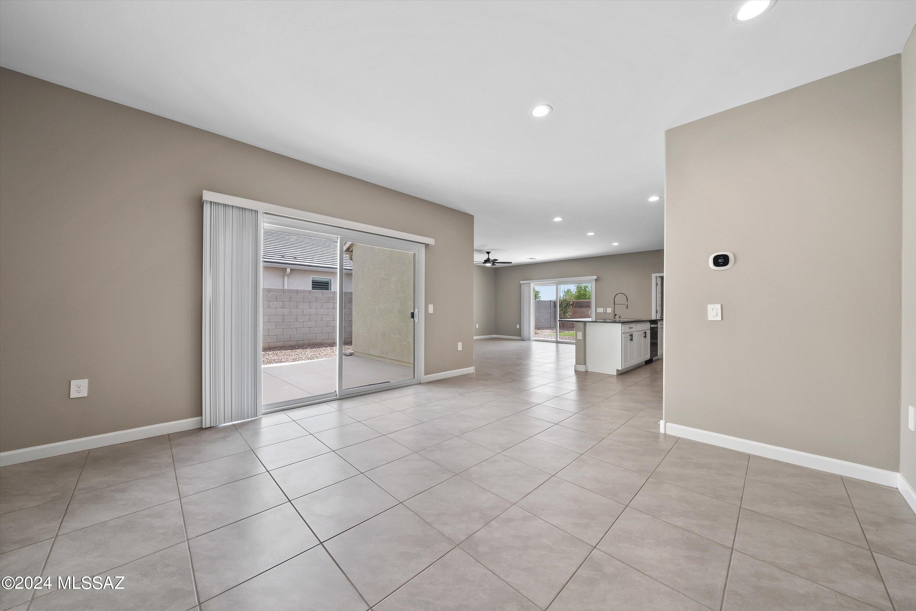 36990 N Aleutian Drive