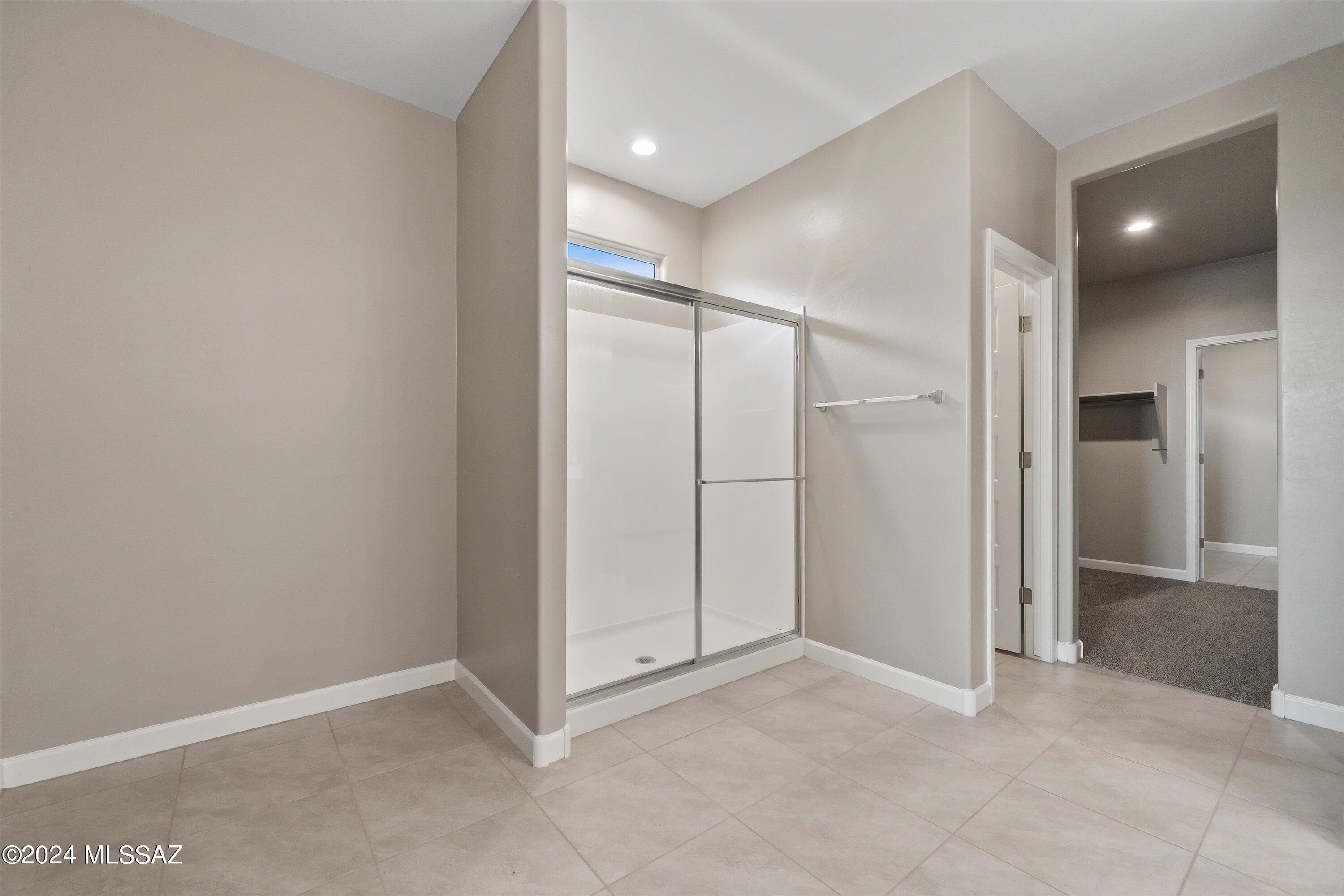 36990 N Aleutian Drive