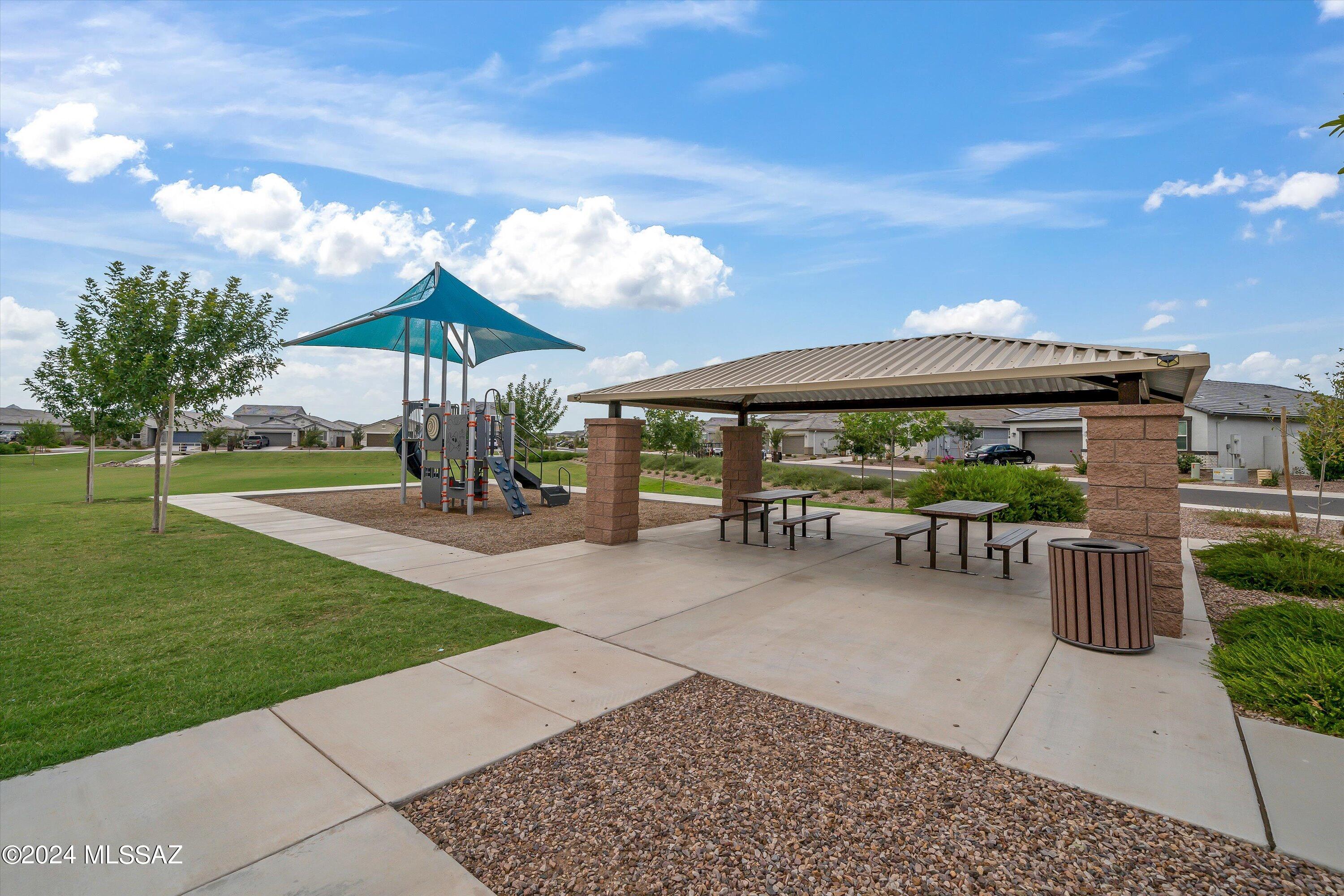 36990 N Aleutian Drive