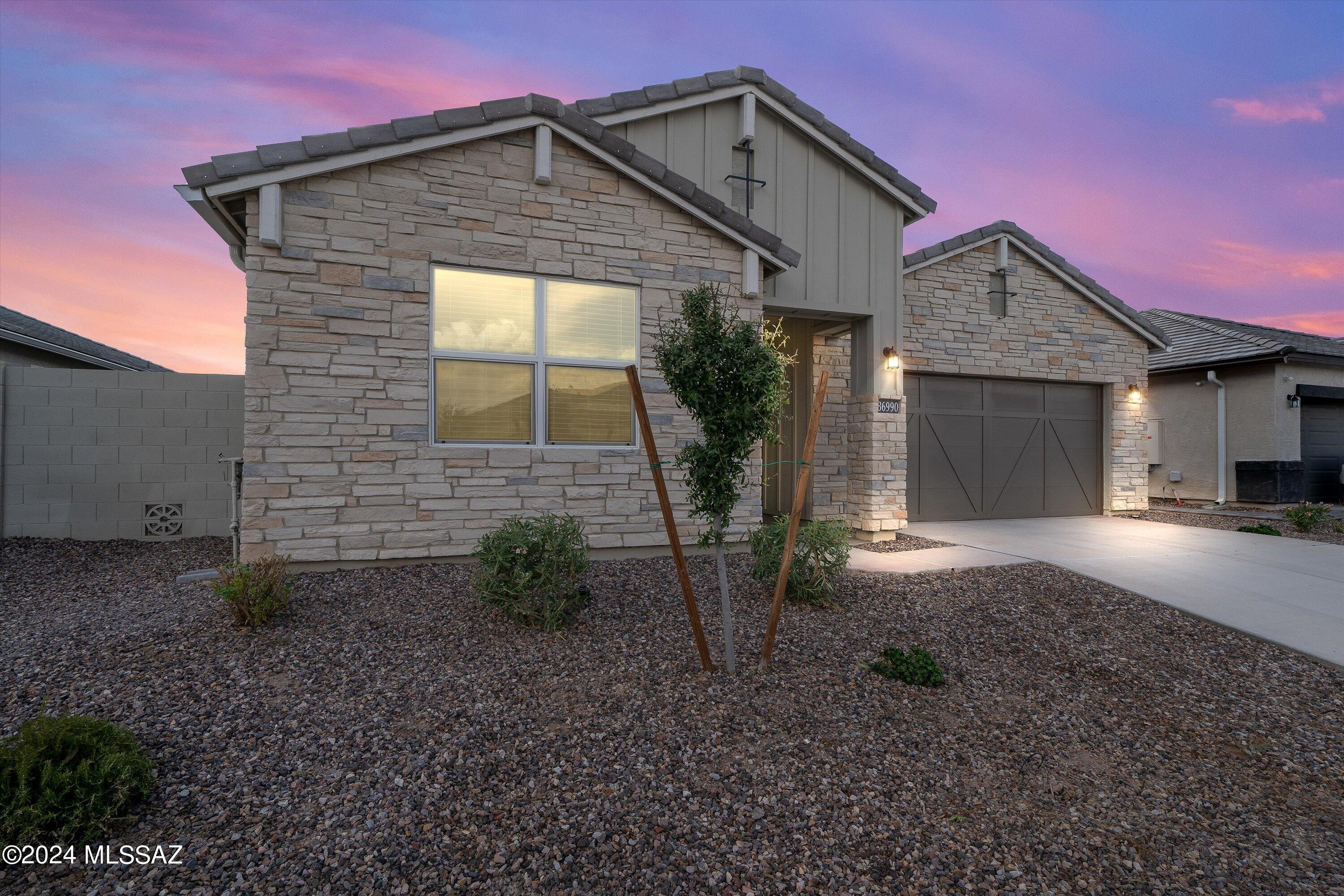 36990 N Aleutian Drive