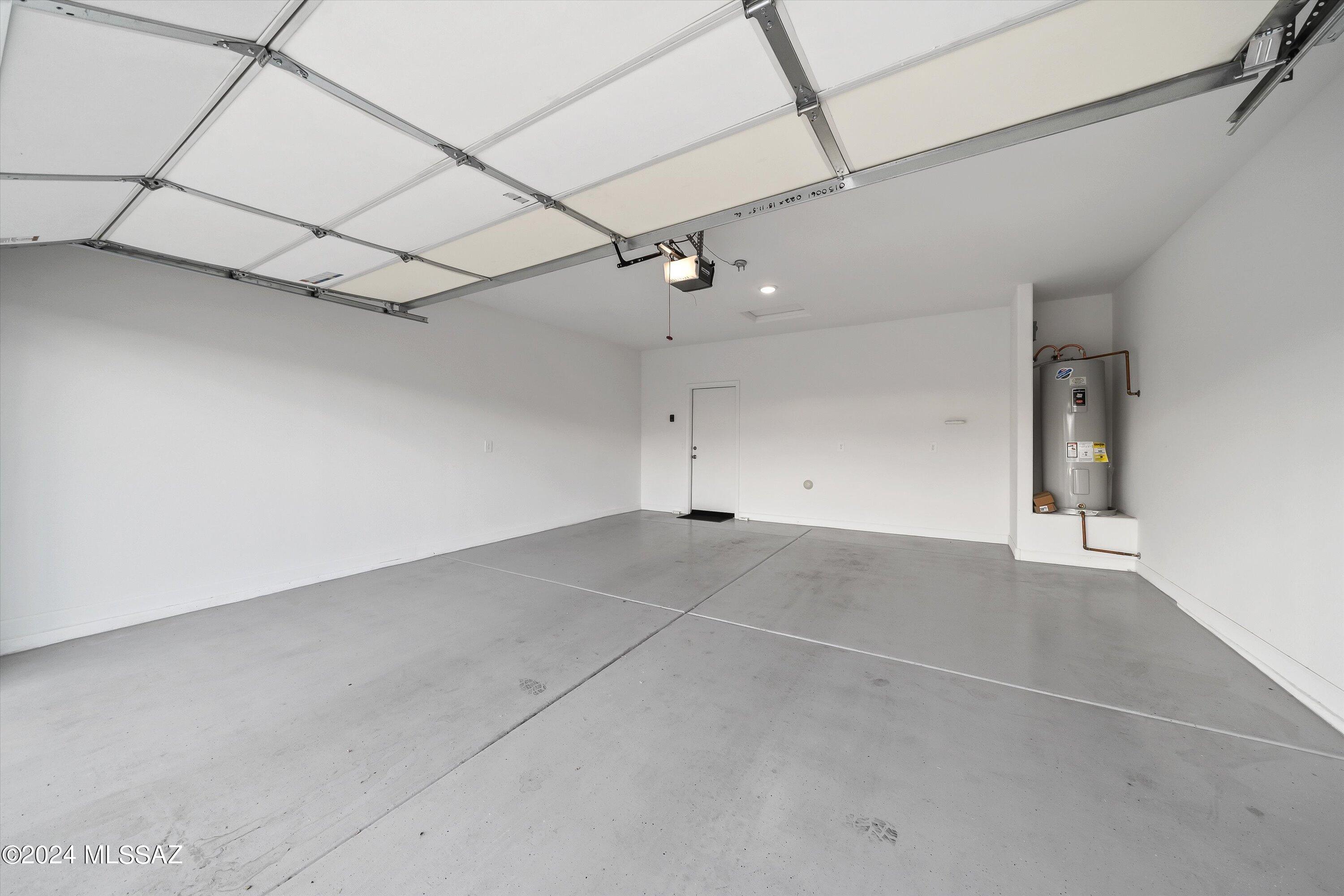 36990 N Aleutian Drive