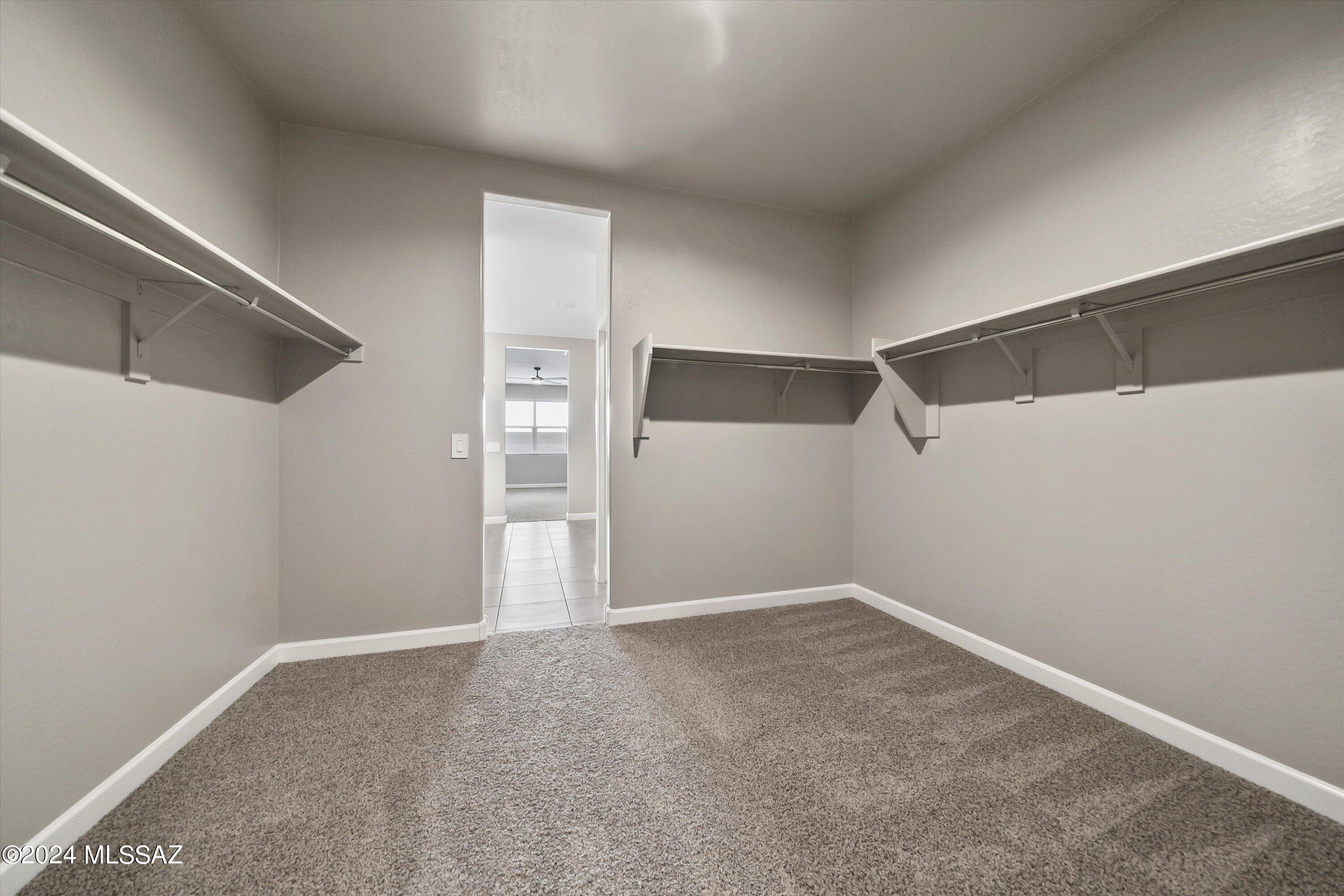 36990 N Aleutian Drive