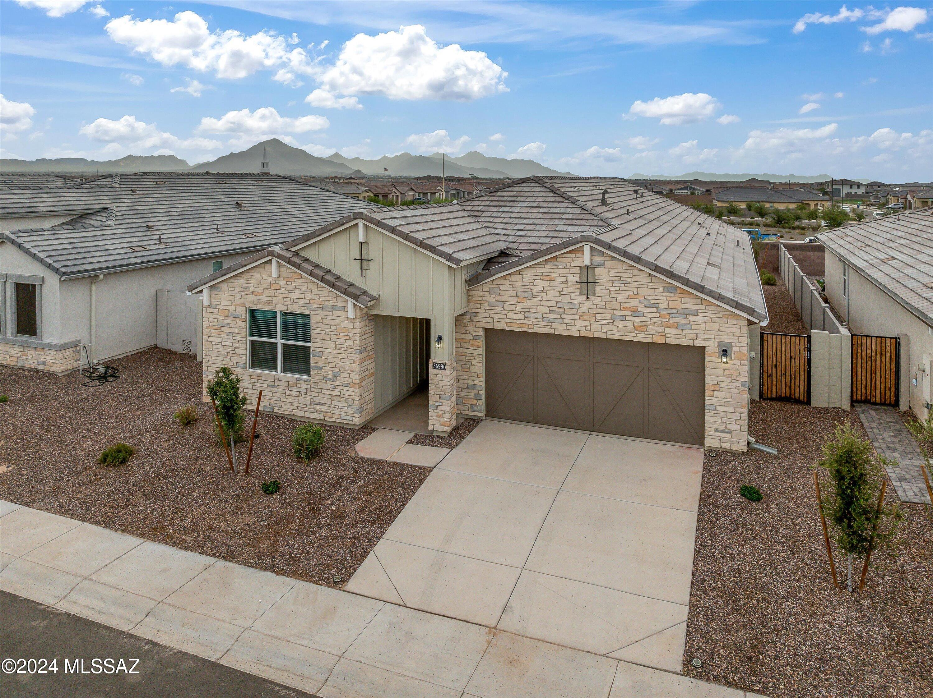 36990 N Aleutian Drive