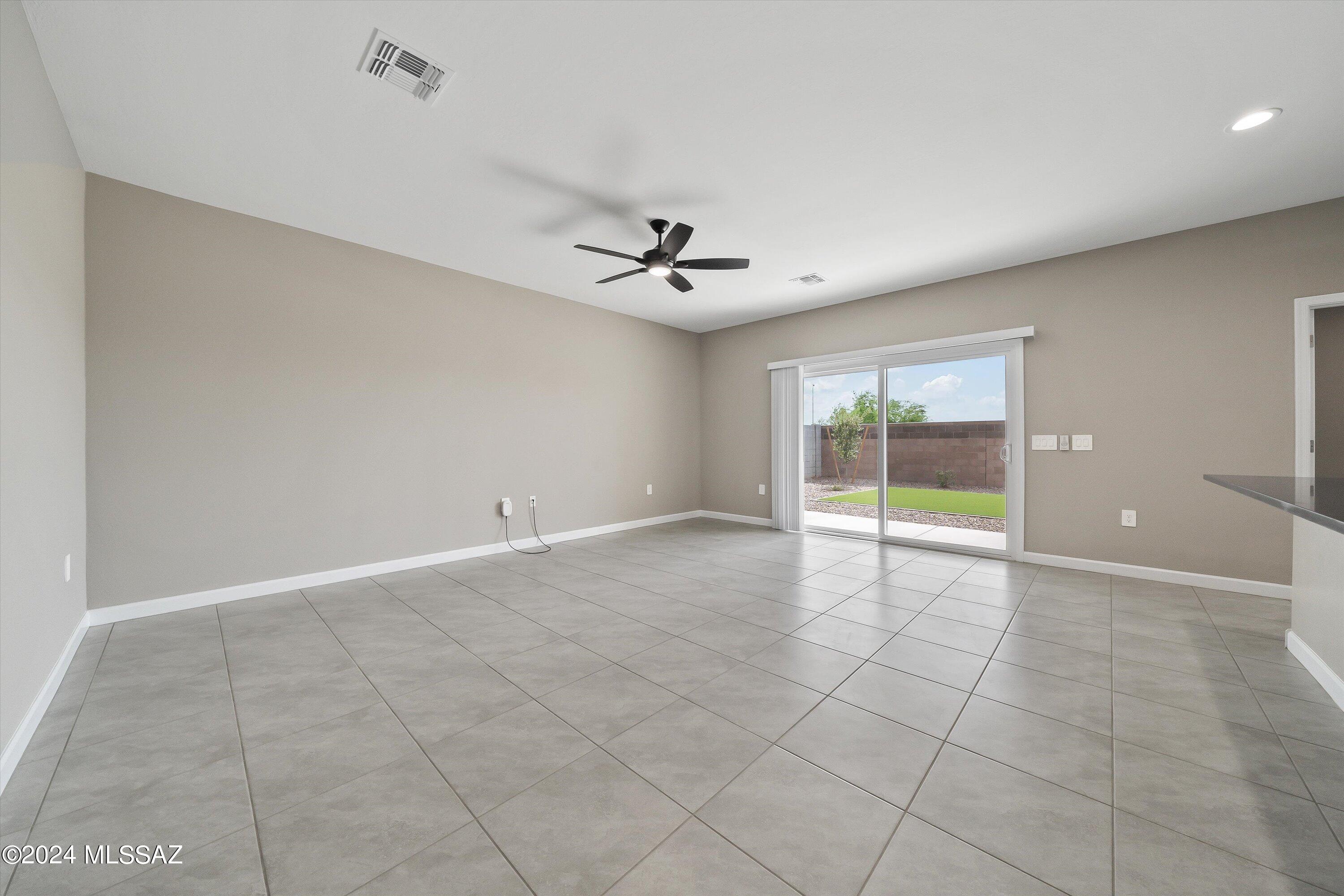 36990 N Aleutian Drive