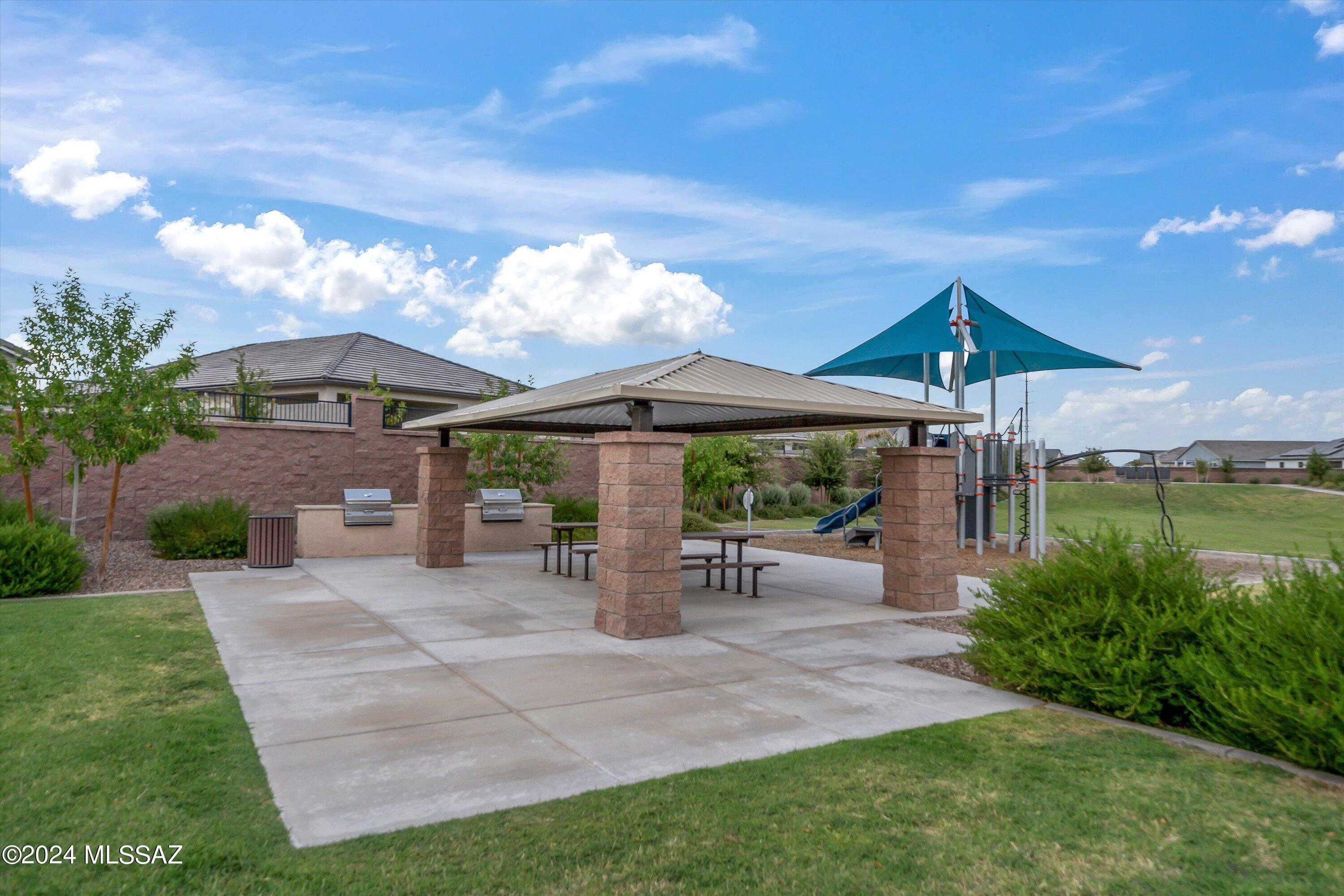 36990 N Aleutian Drive