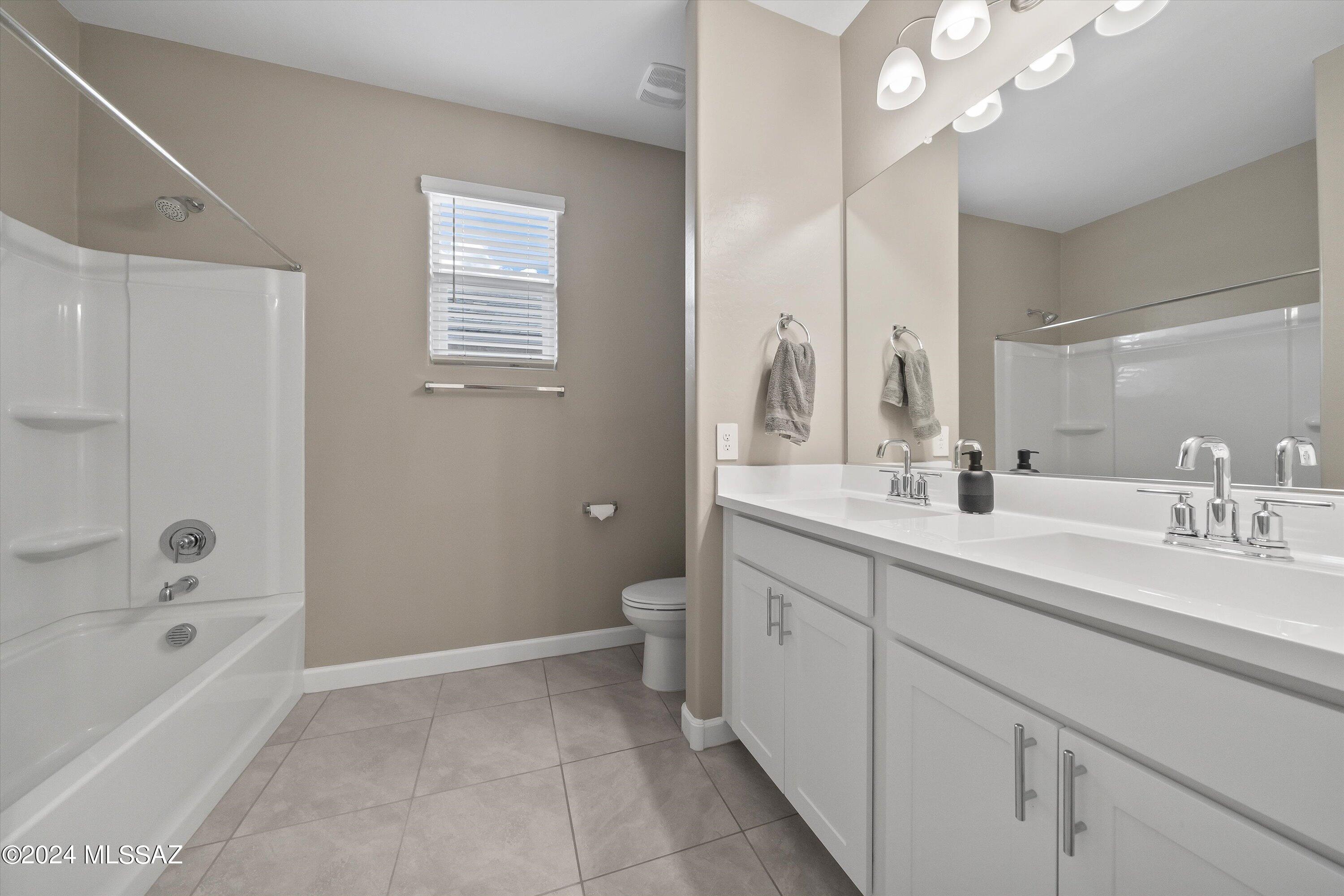 36990 N Aleutian Drive