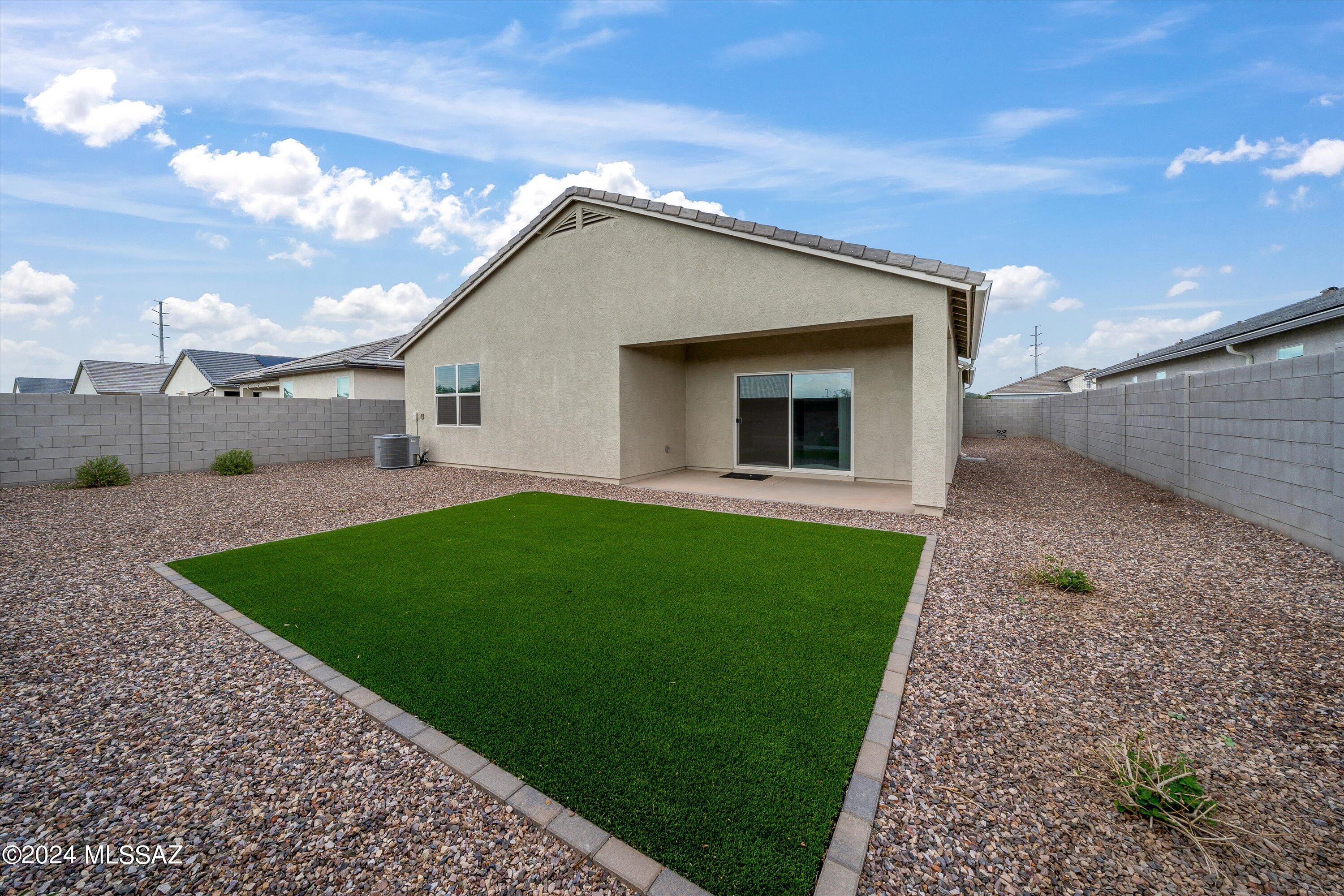 36990 N Aleutian Drive