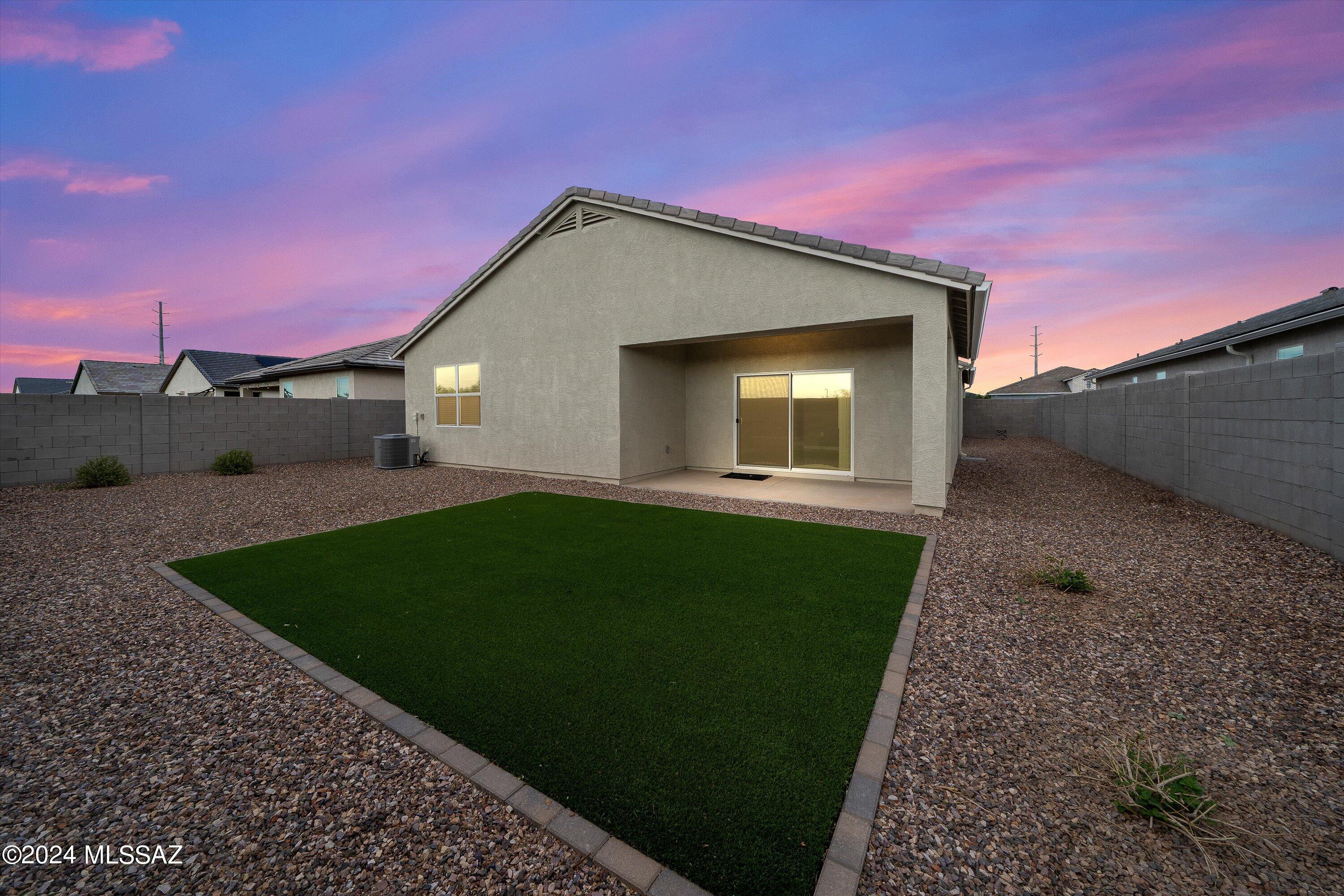 36990 N Aleutian Drive