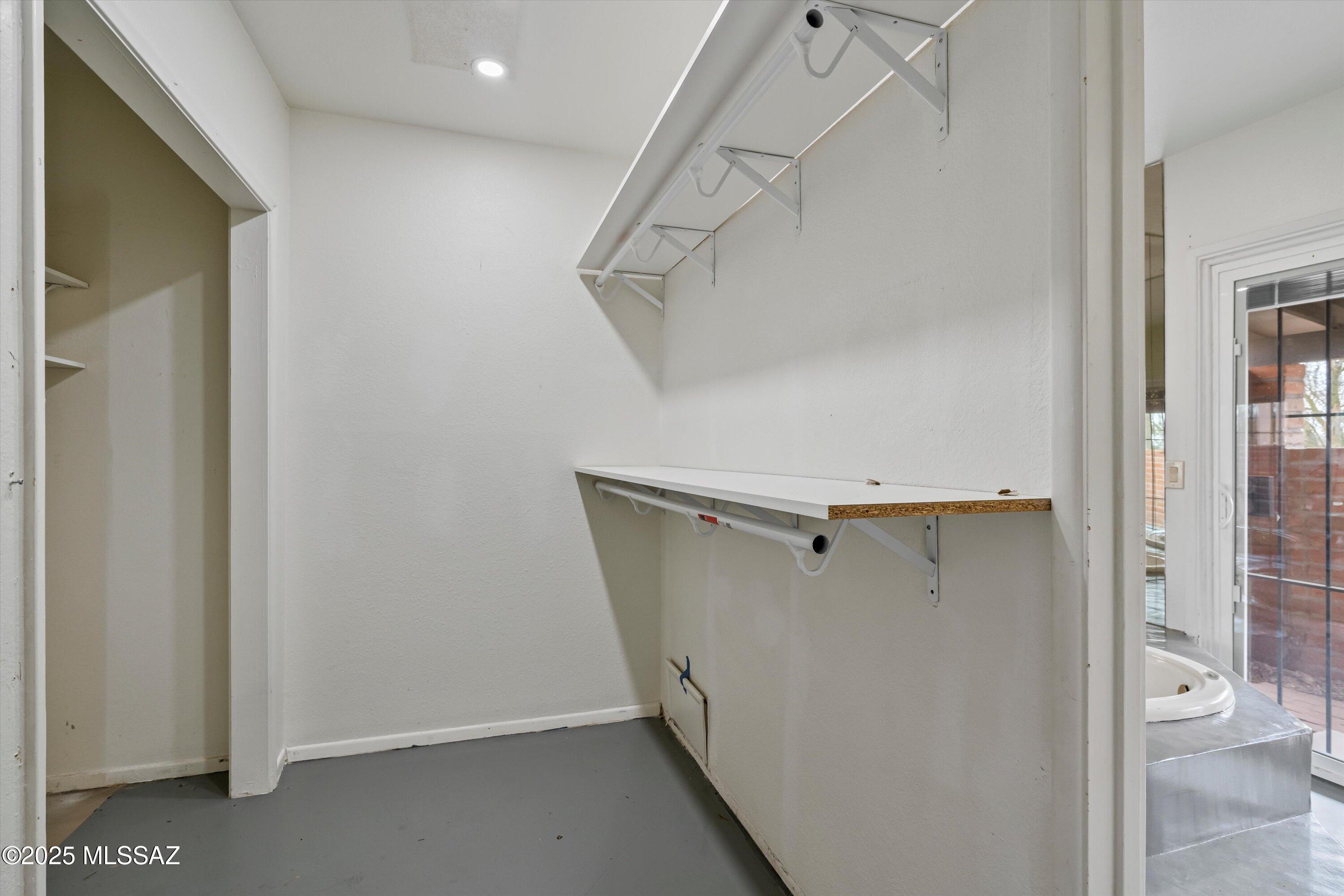 5451 N Genematas Drive