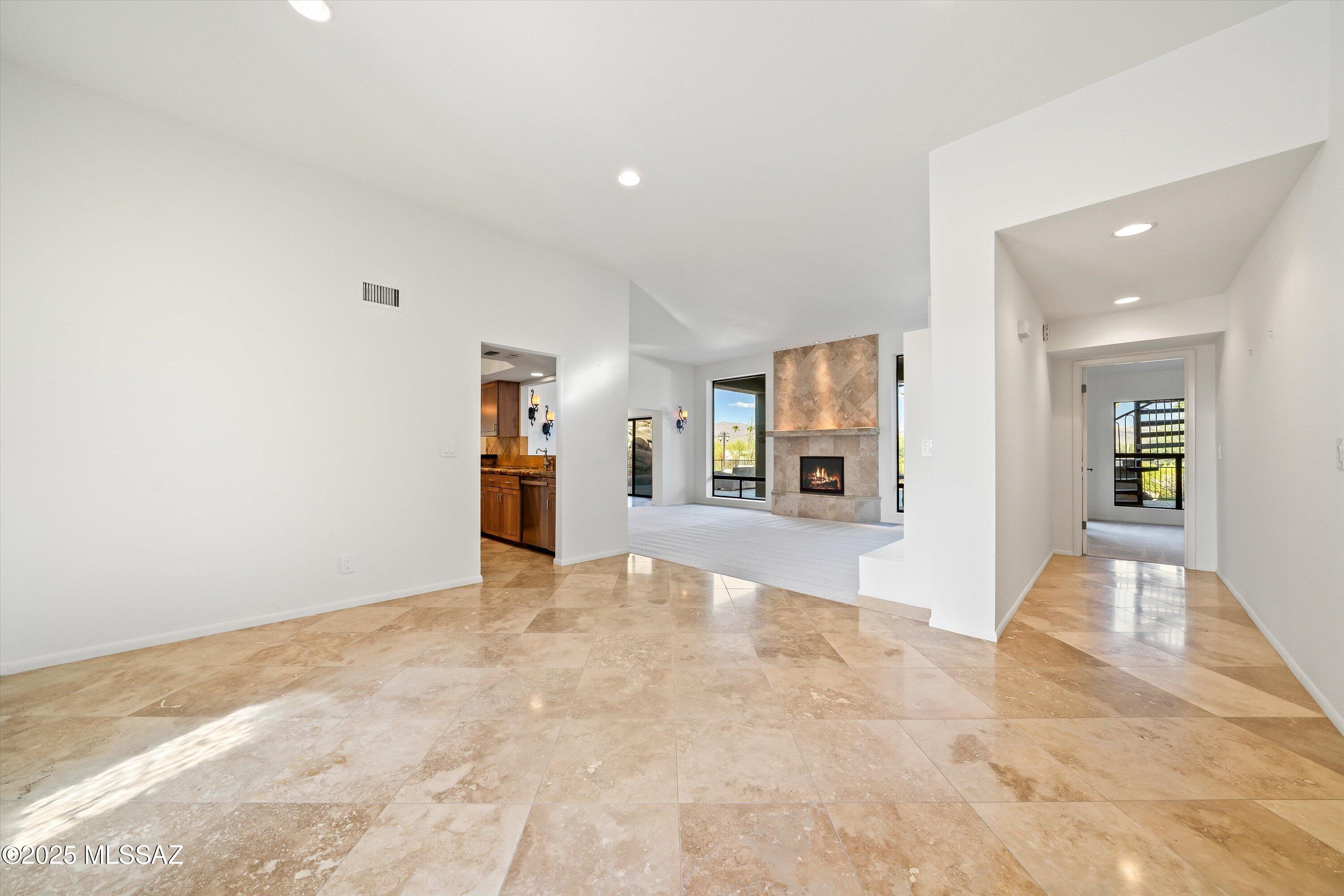 26607 N Avenida Del Ray