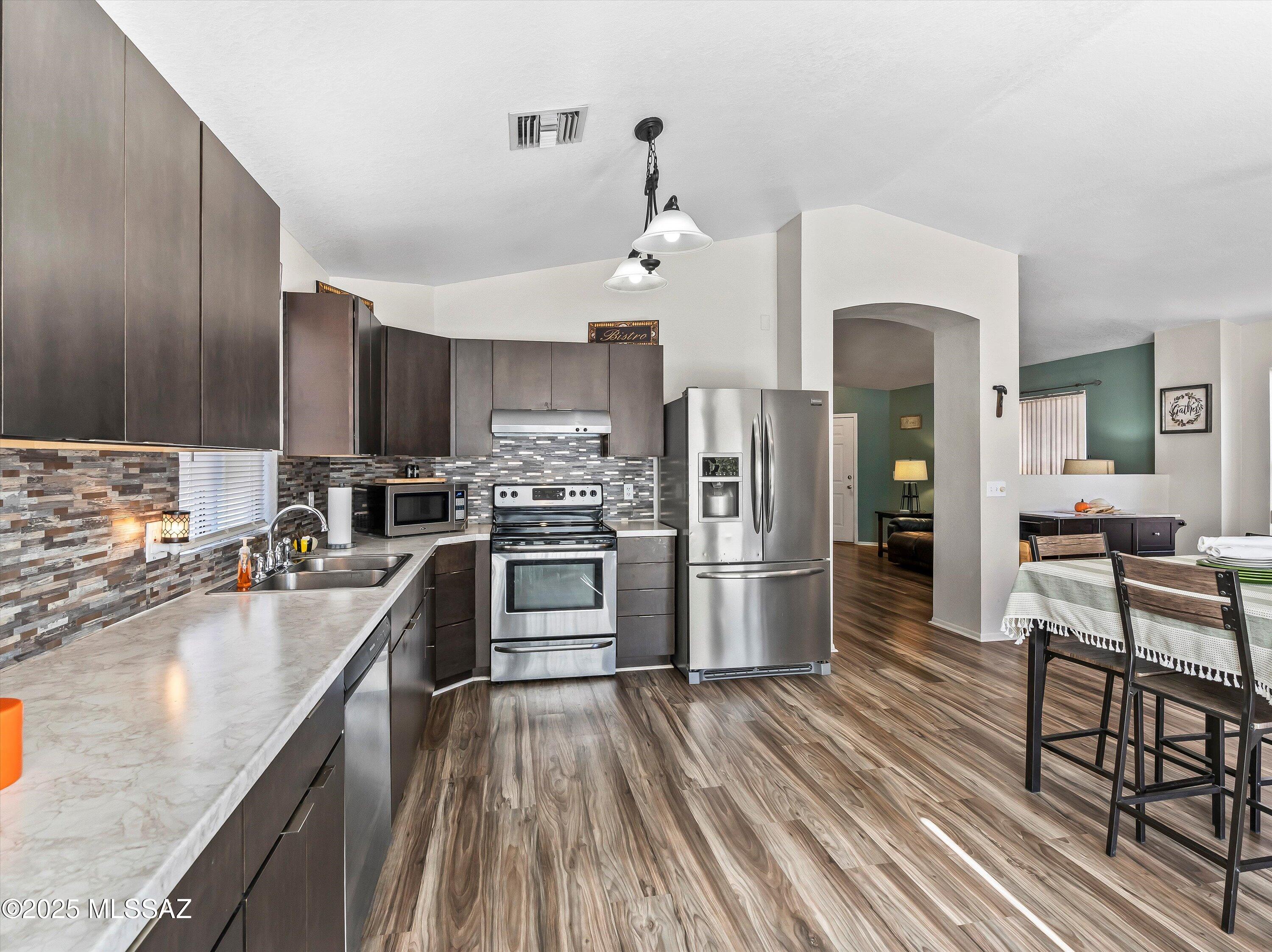 9048 E Orchid Vine Drive