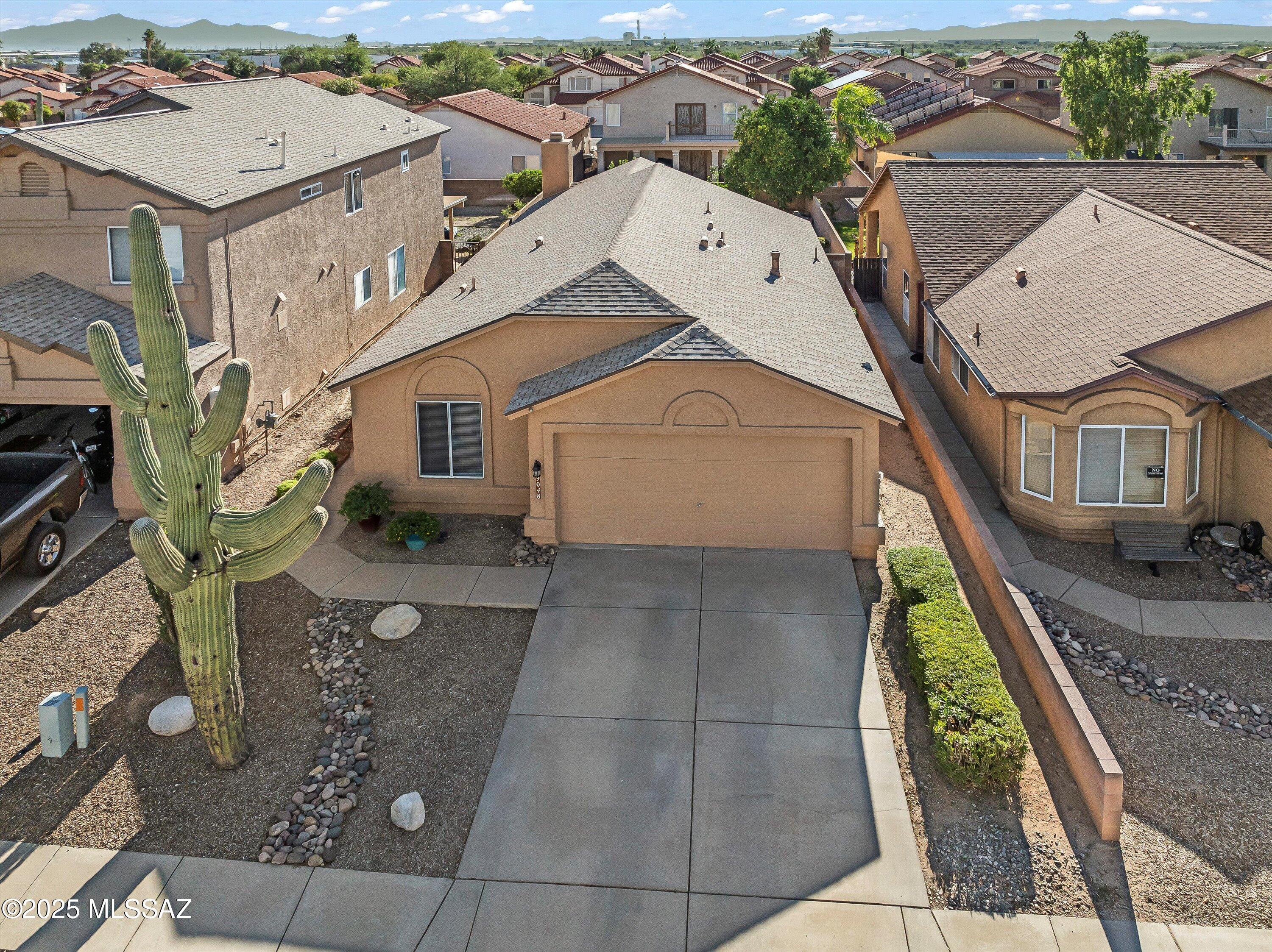 9048 E Orchid Vine Drive