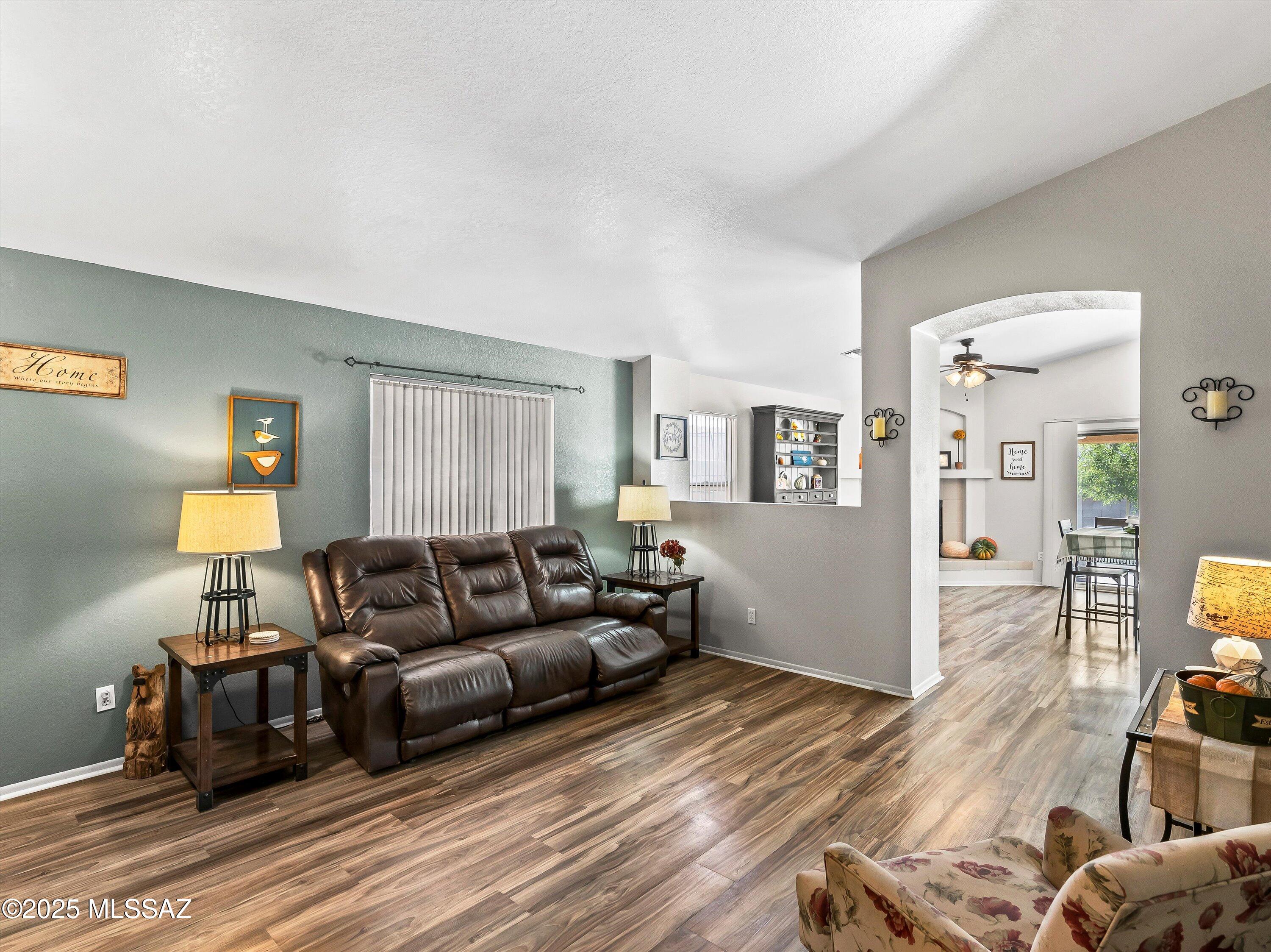 9048 E Orchid Vine Drive