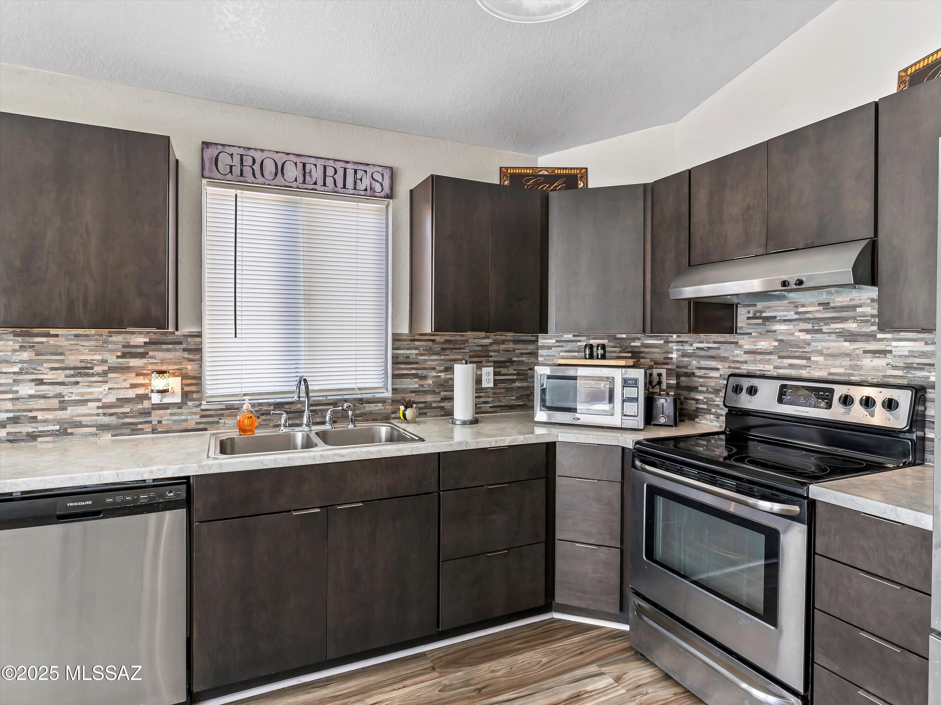 9048 E Orchid Vine Drive