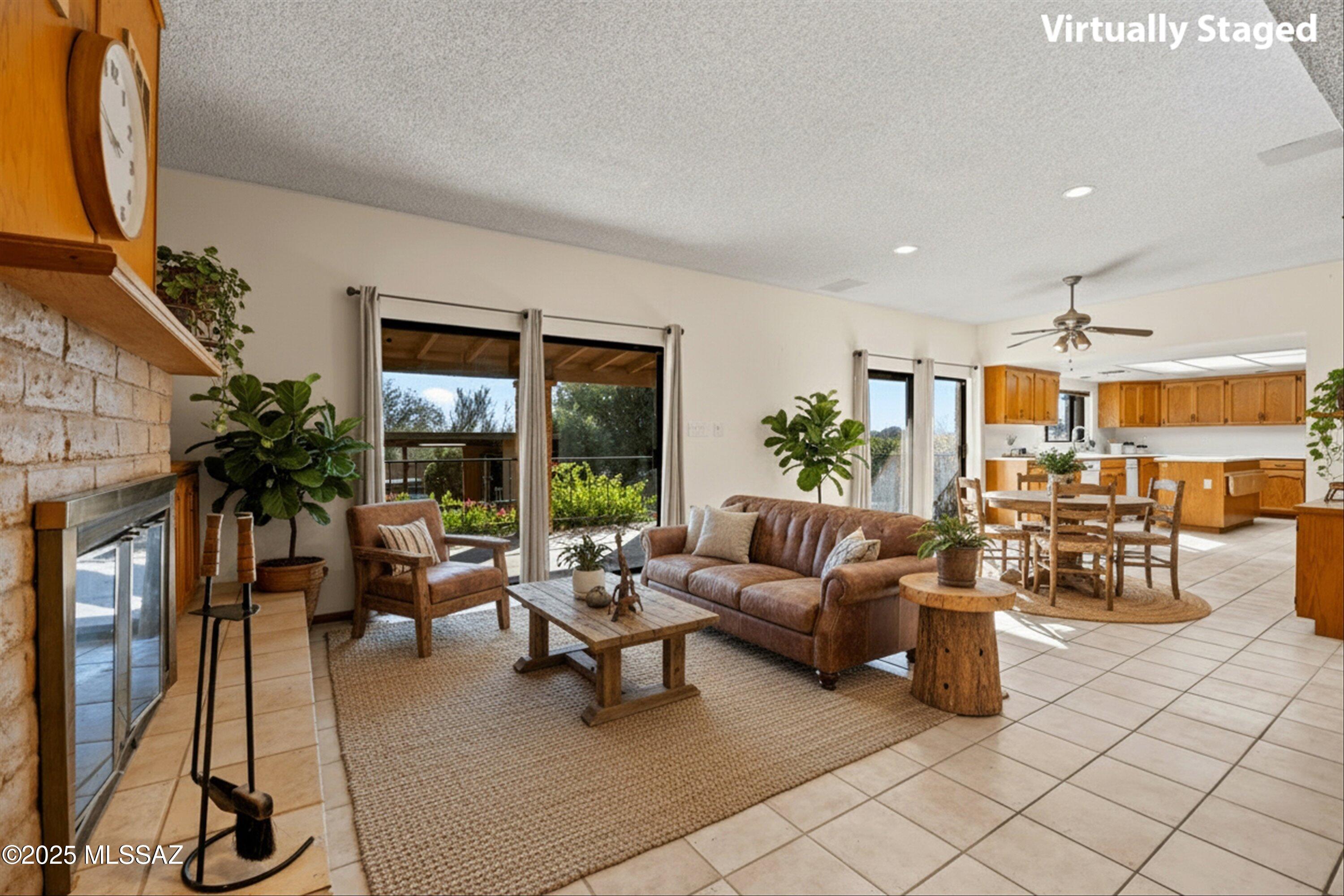 8154 E Knollwood Terrace