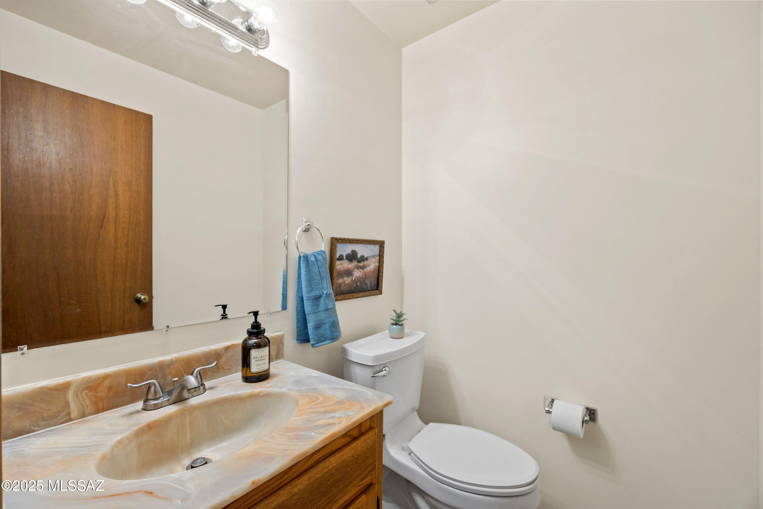 8154 E Knollwood Terrace