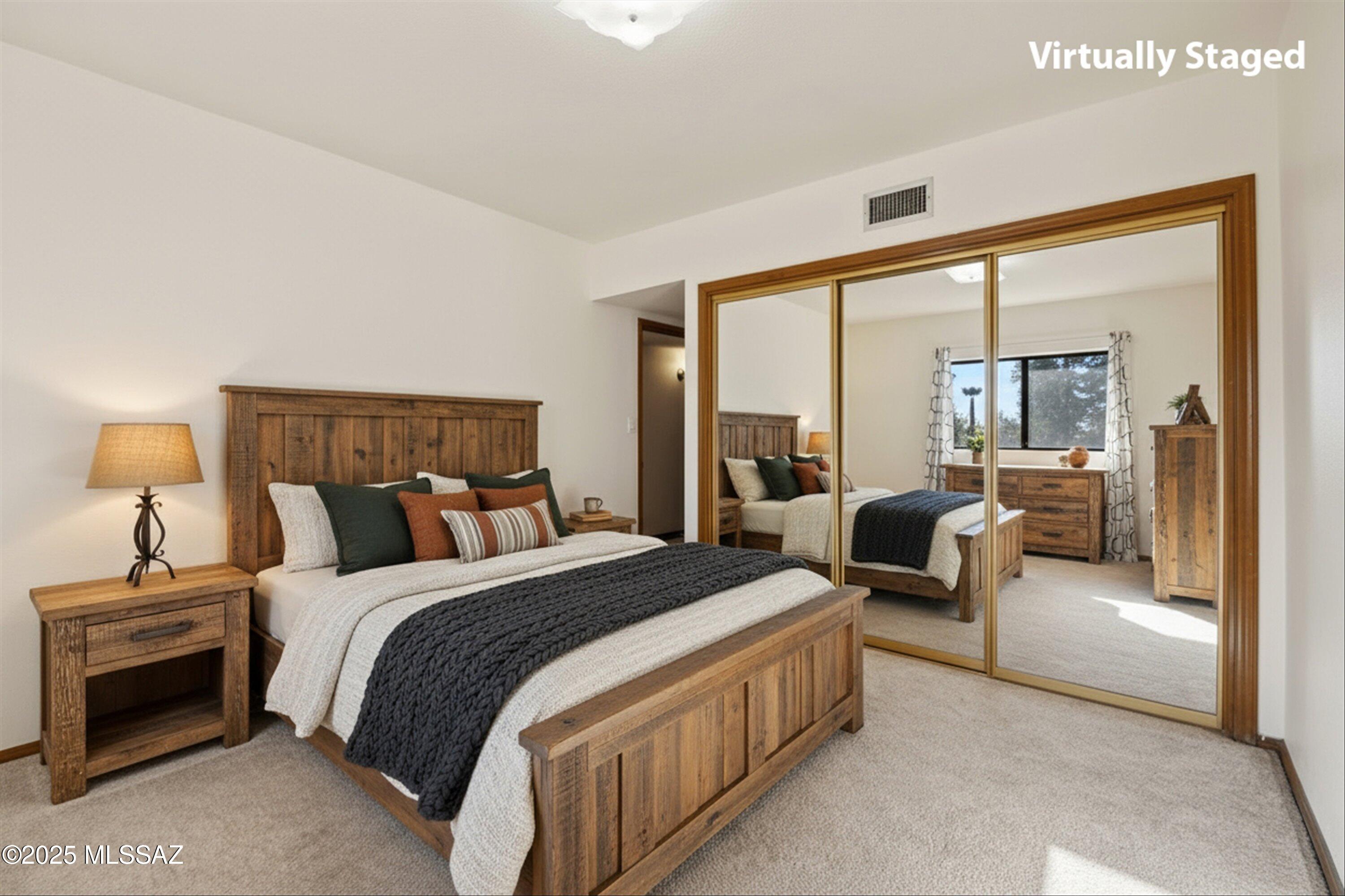 8154 E Knollwood Terrace