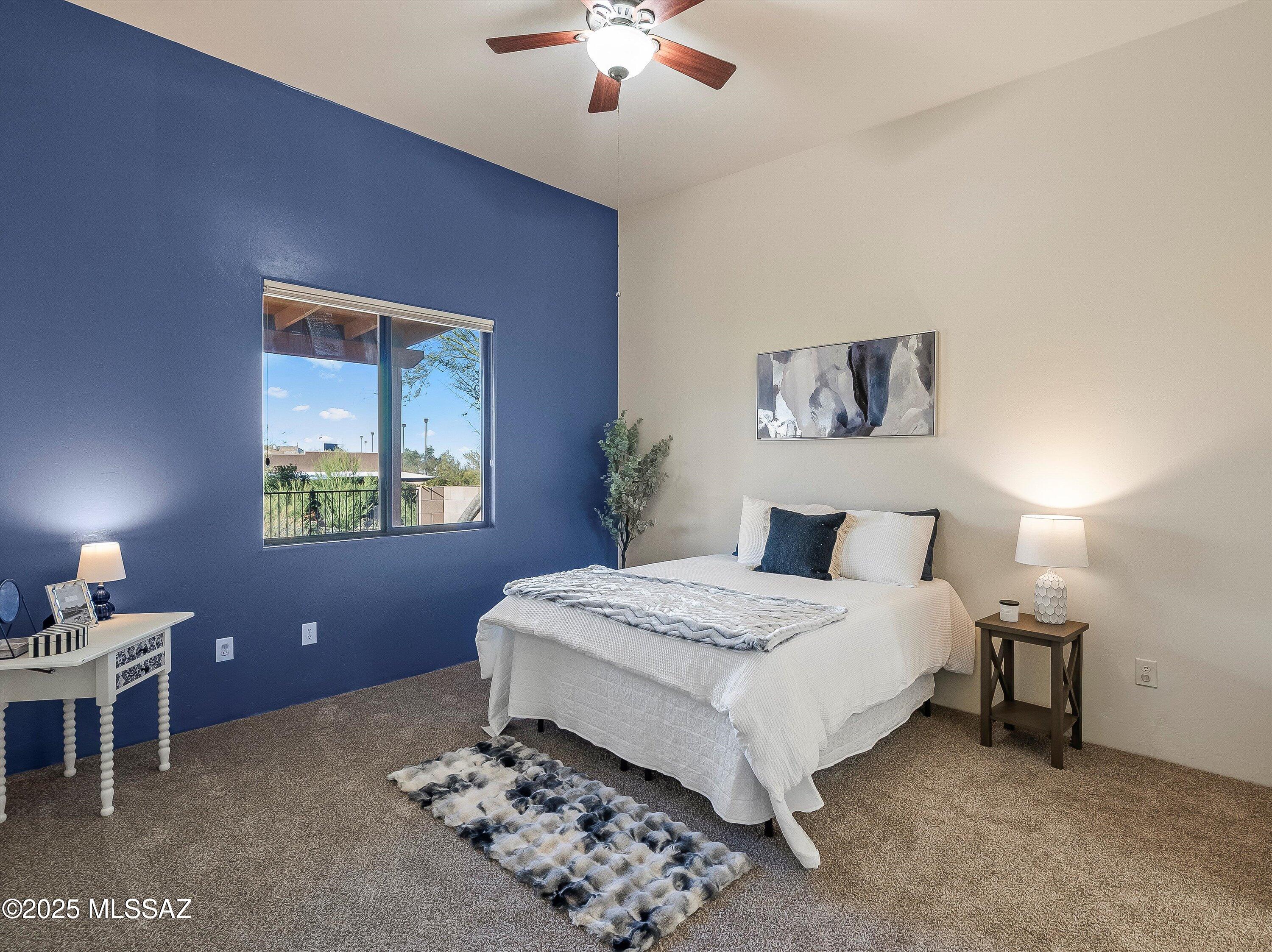 112 S Happy Valley Saddle Drive